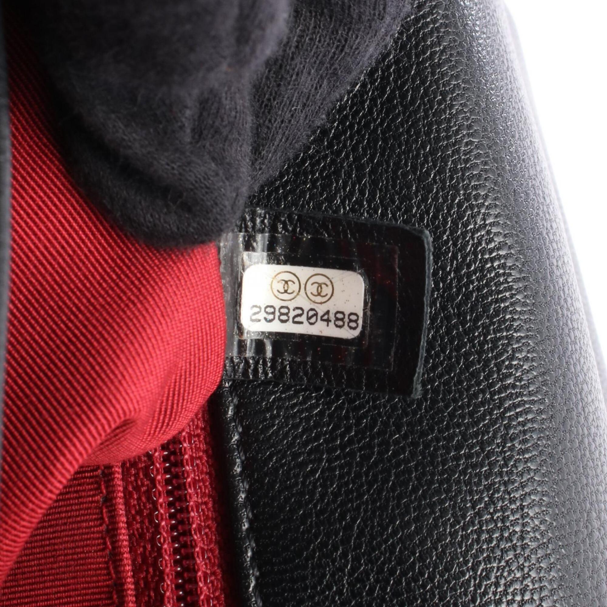 Chanel Black Leather Handbag Shoulder Bag (Pre-Owned)