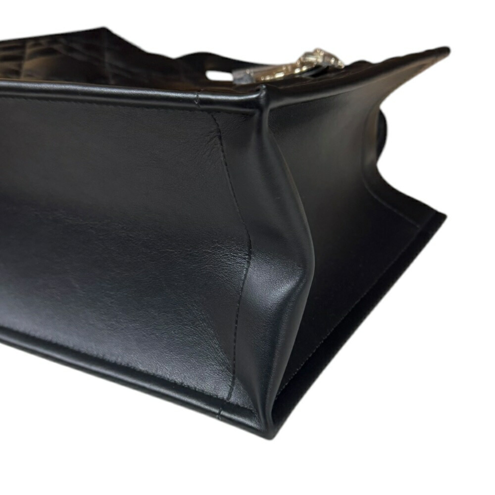 Christian Dior Black Leather Shoulder Bag (Pre-Owned)