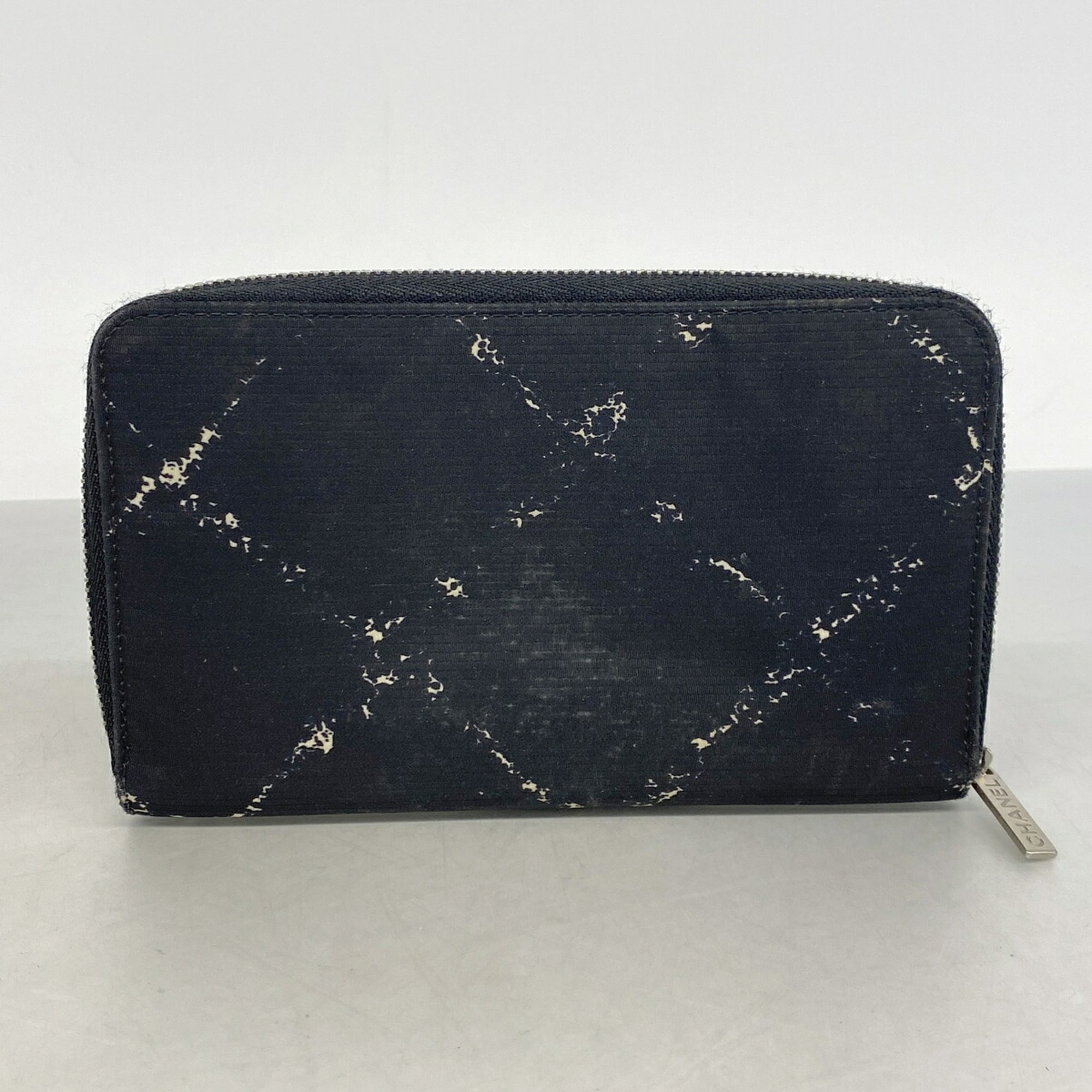Chanel Black Nylon Wallet (Bi-Fold) (Pre-Owned)