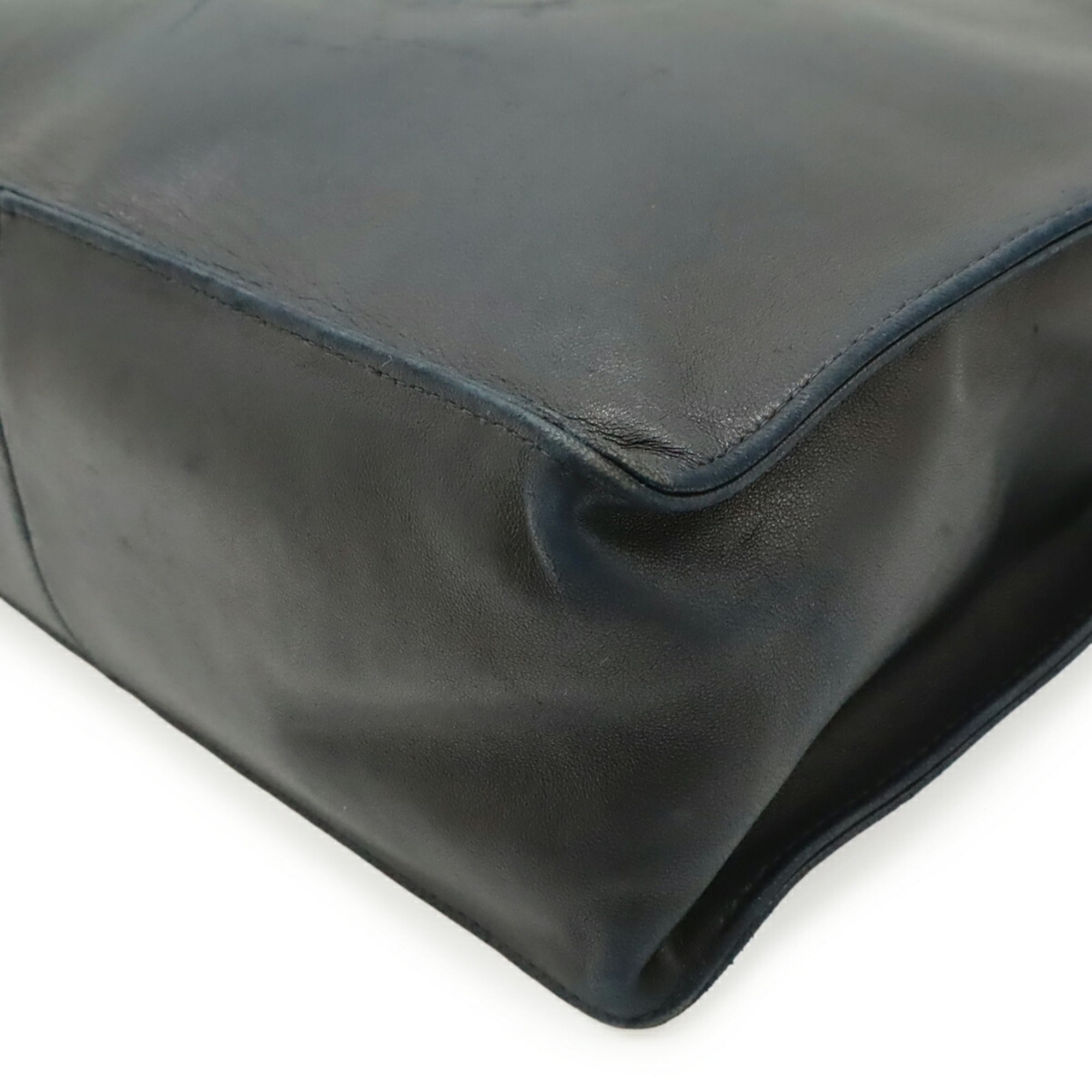 Chanel Camellia Black Leather Shoulder Bag Tote Bag (Pre-Owned)