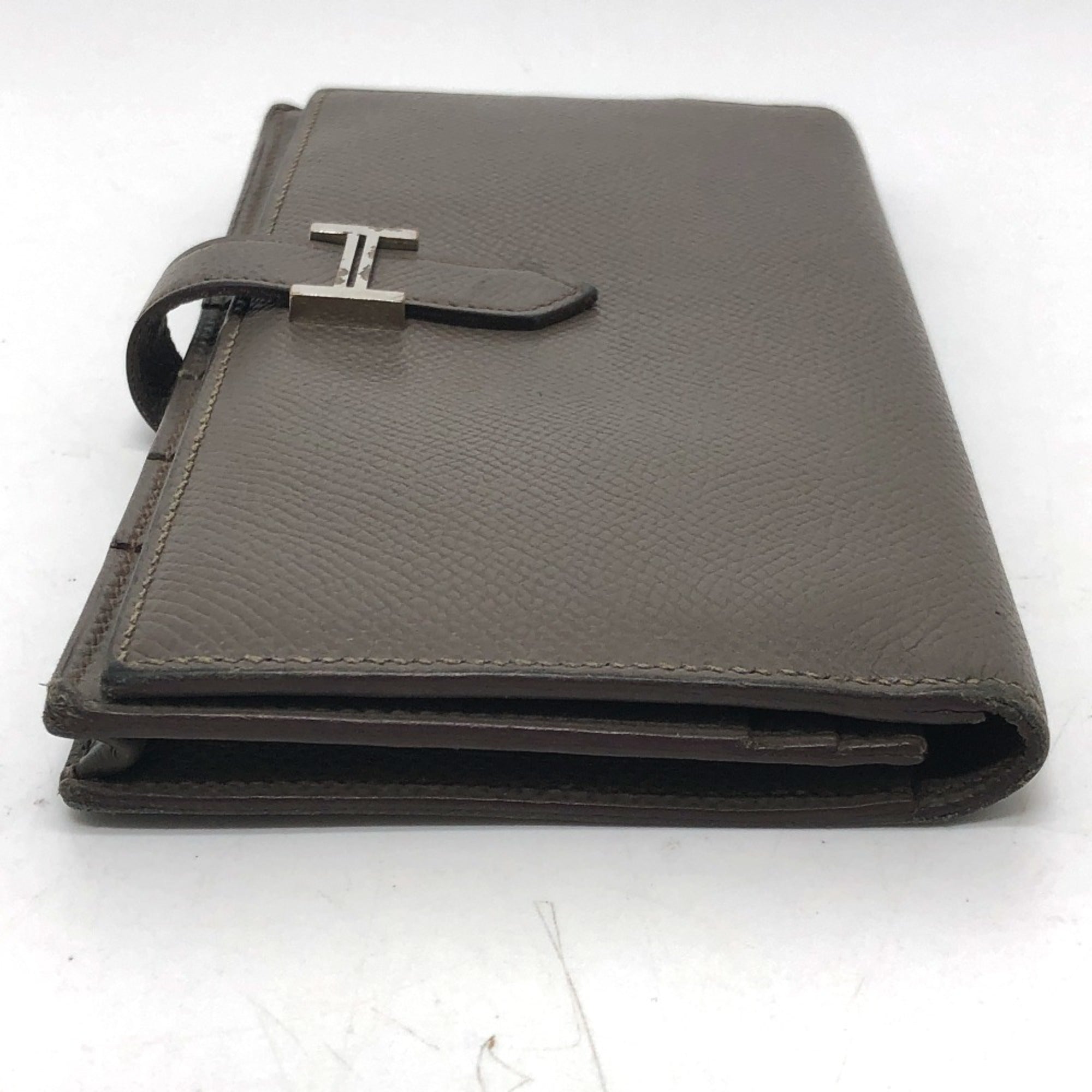 Hermes Gray Leather Long Wallet (Bi-Fold) (Pre-Owned)