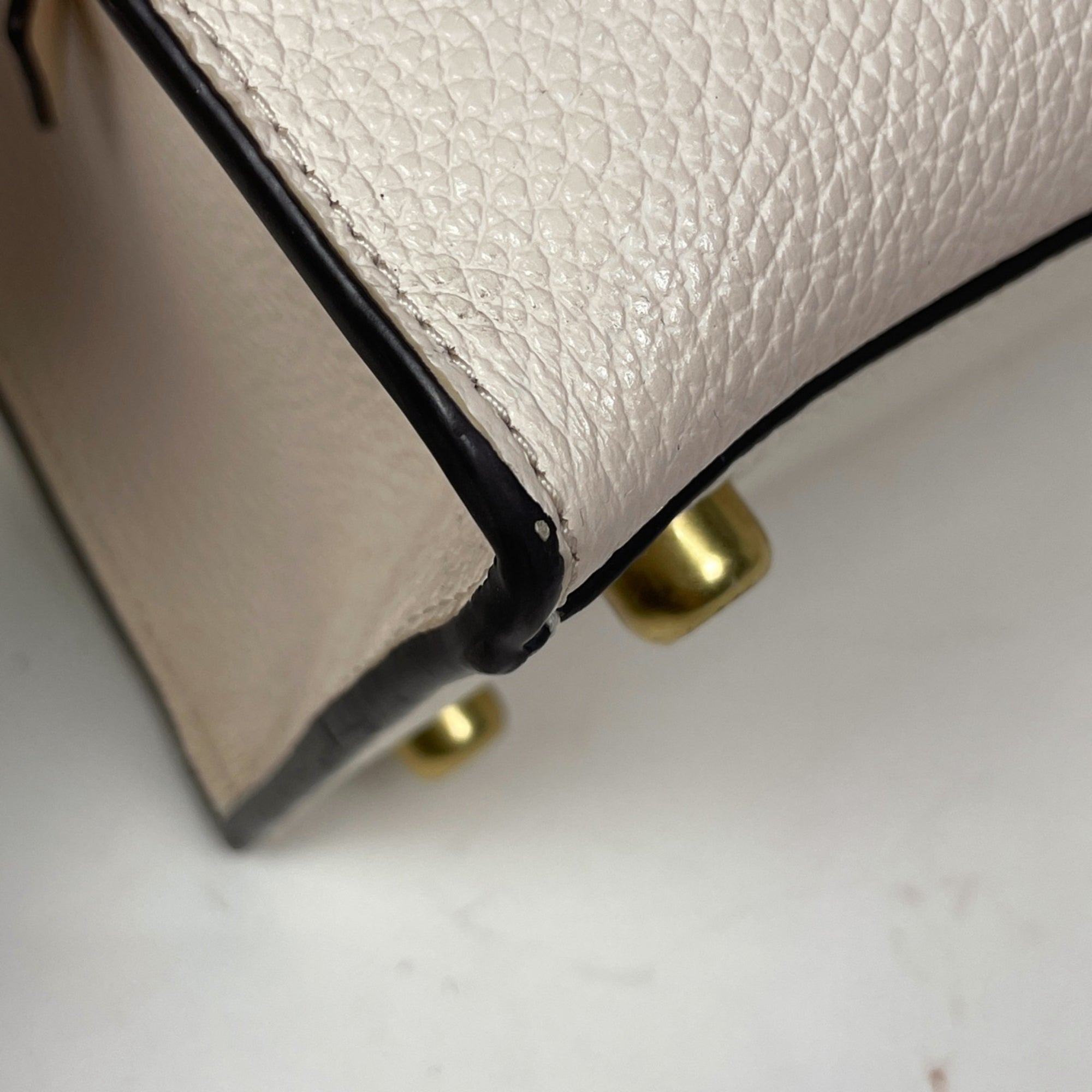 Coach White Leather Shoulder Bag Tote Bag (Pre-Owned)