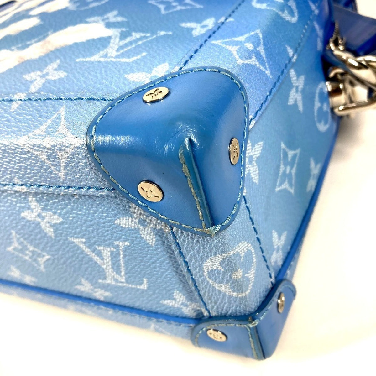 Louis Vuitton Blue White Canvas Leather Shoulder Bag (Pre-Owned)