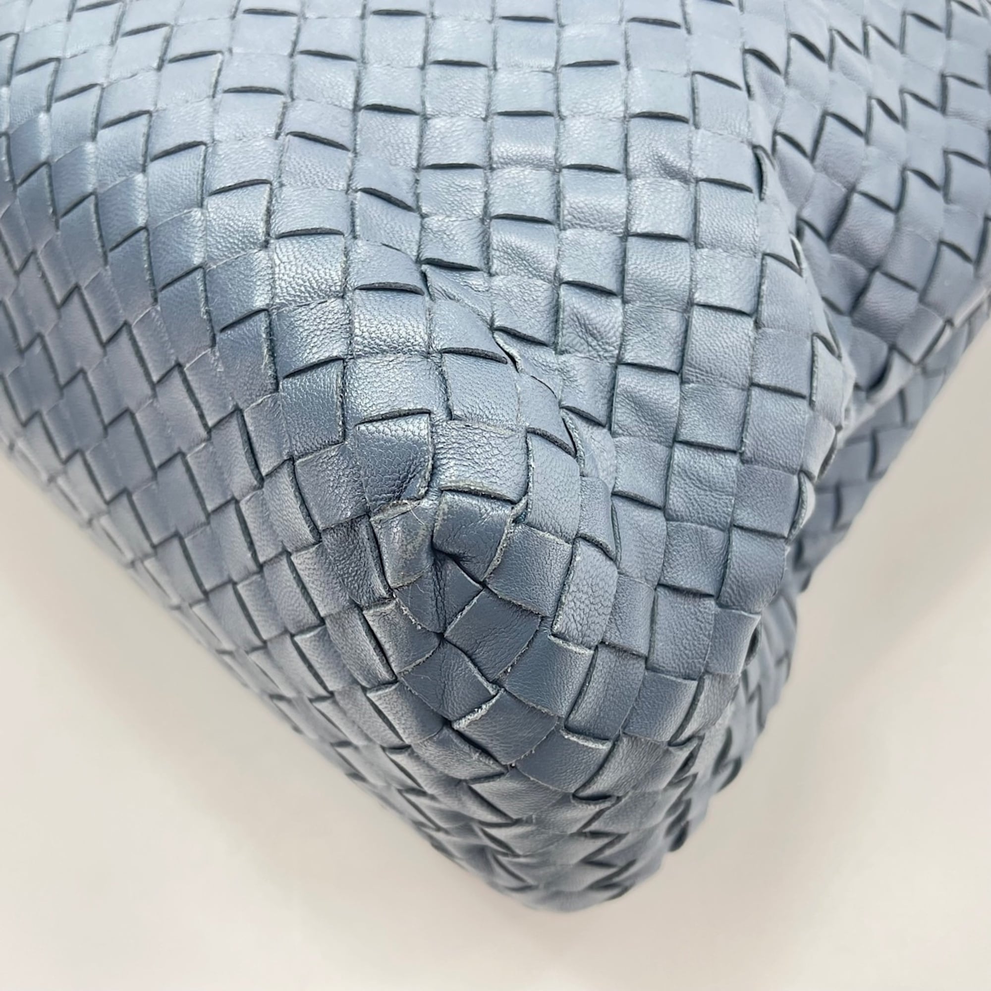 Bottega Veneta Navy Handbag (Pre-Owned)
