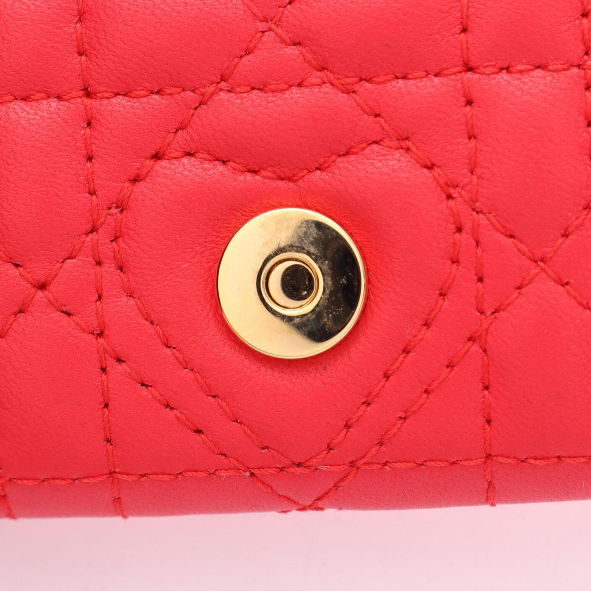 Christian Dior Red Color Leather Coin Purse/Coin Case (Pre-Owned)