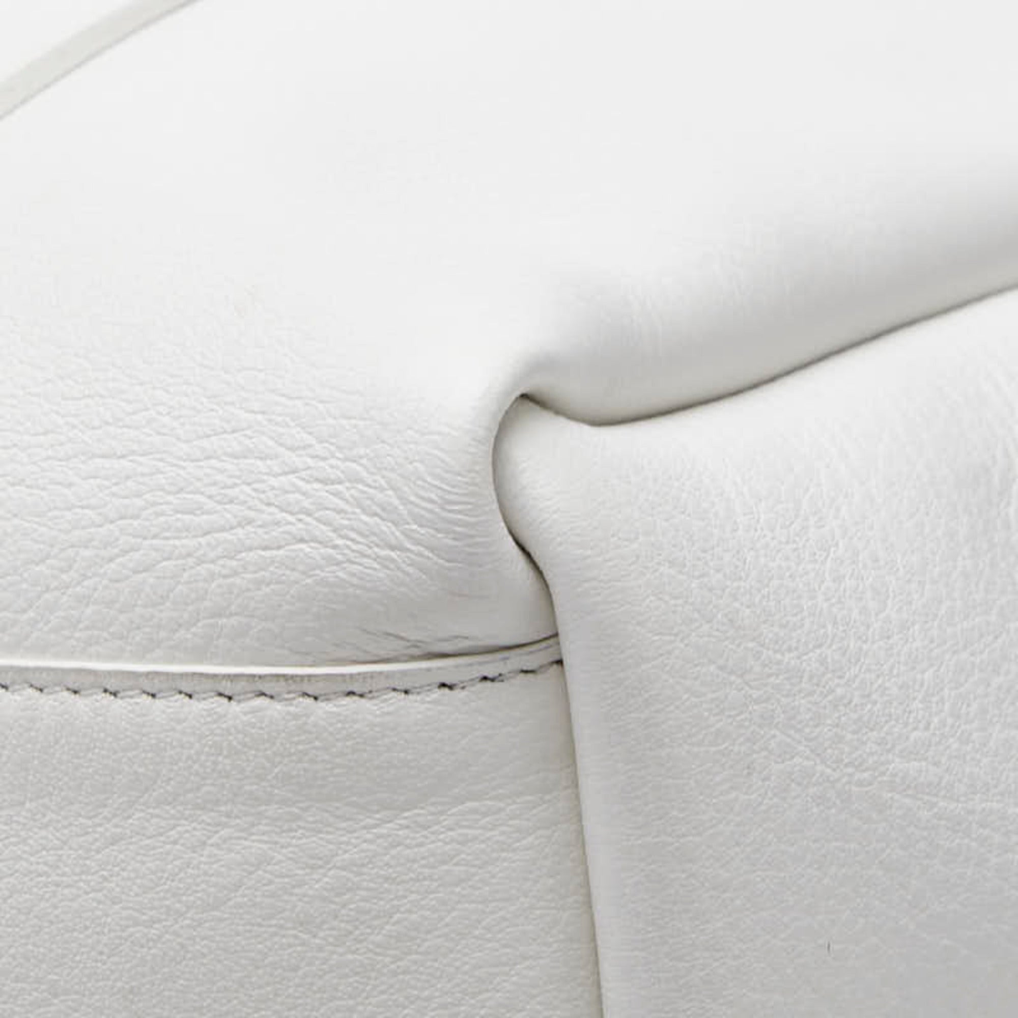 Balenciaga White Leather Shoulder Bag Tote Bag (Pre-Owned)