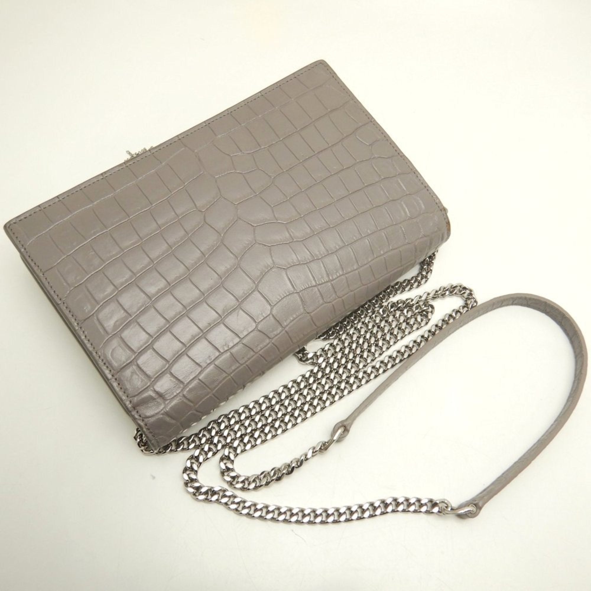 Yves Saint Laurent Grayish Leather Shoulder Bag (Pre-Owned)
