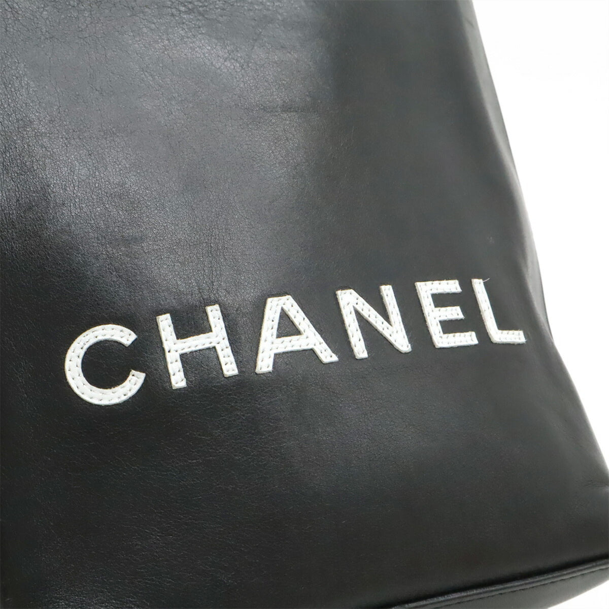 Chanel Black White Leather Handbag Tote Bag (Pre-Owned)