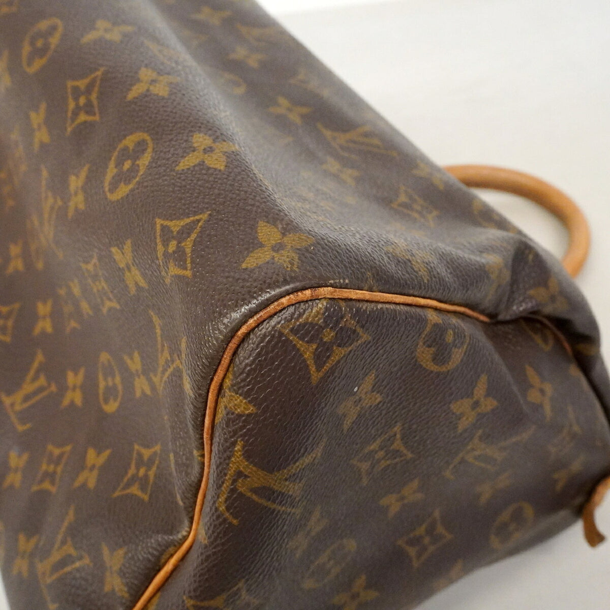 Louis Vuitton Brown Handbag (Pre-Owned)