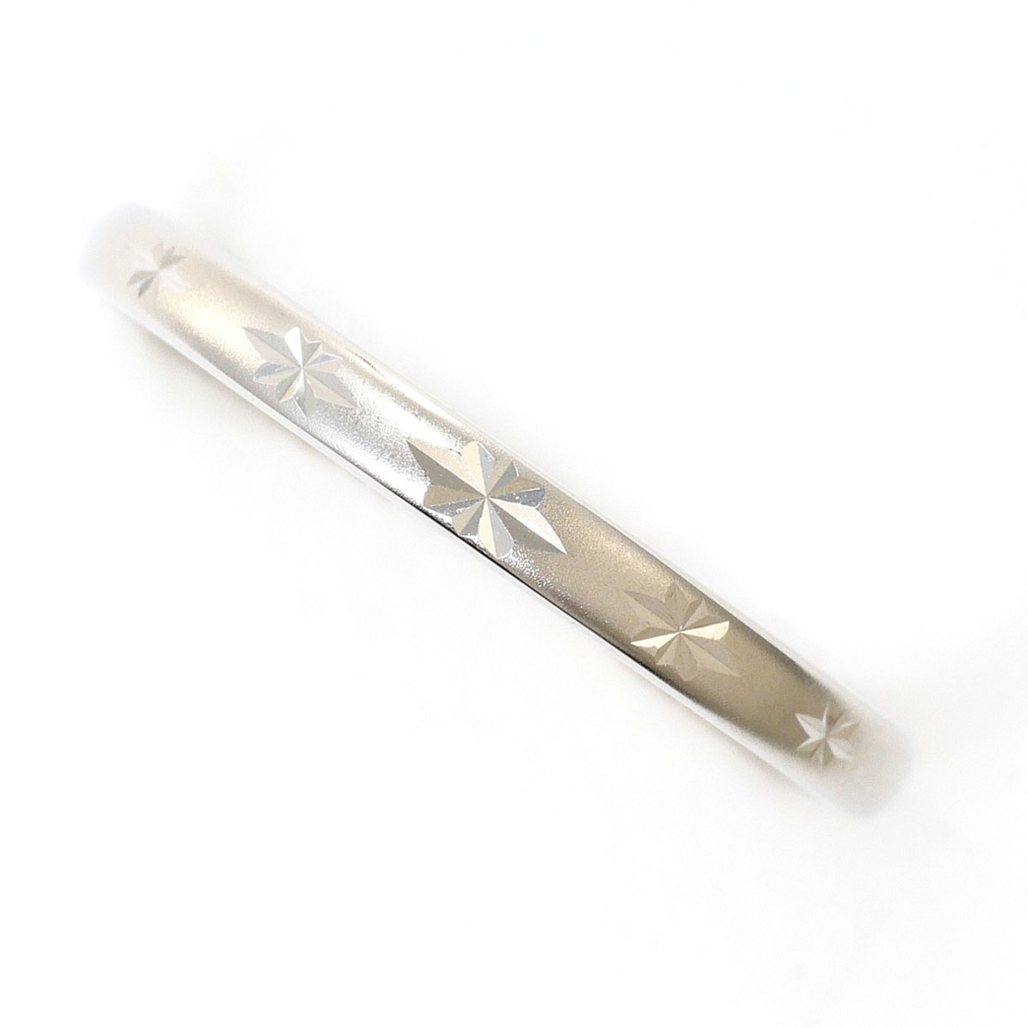 Unbranded White Gold White Gold (10K) Band Ring (Pre-Owned)