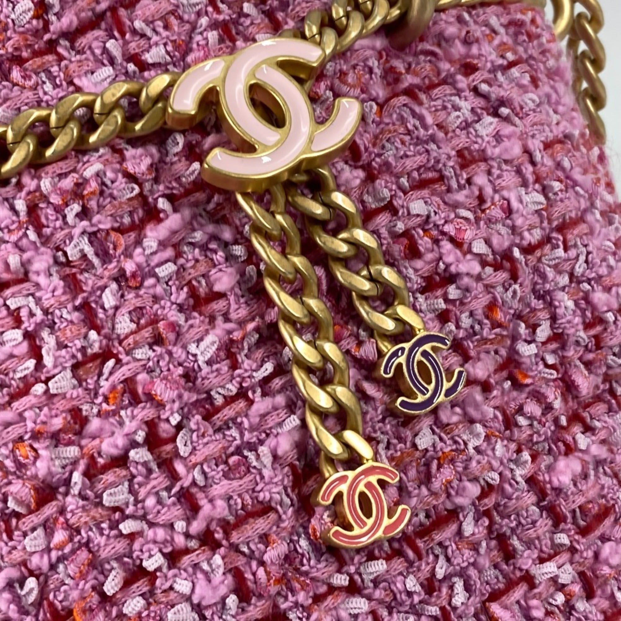 Chanel Pink Tweed Handbag Pochette Shoulder Bag (Pre-Owned)