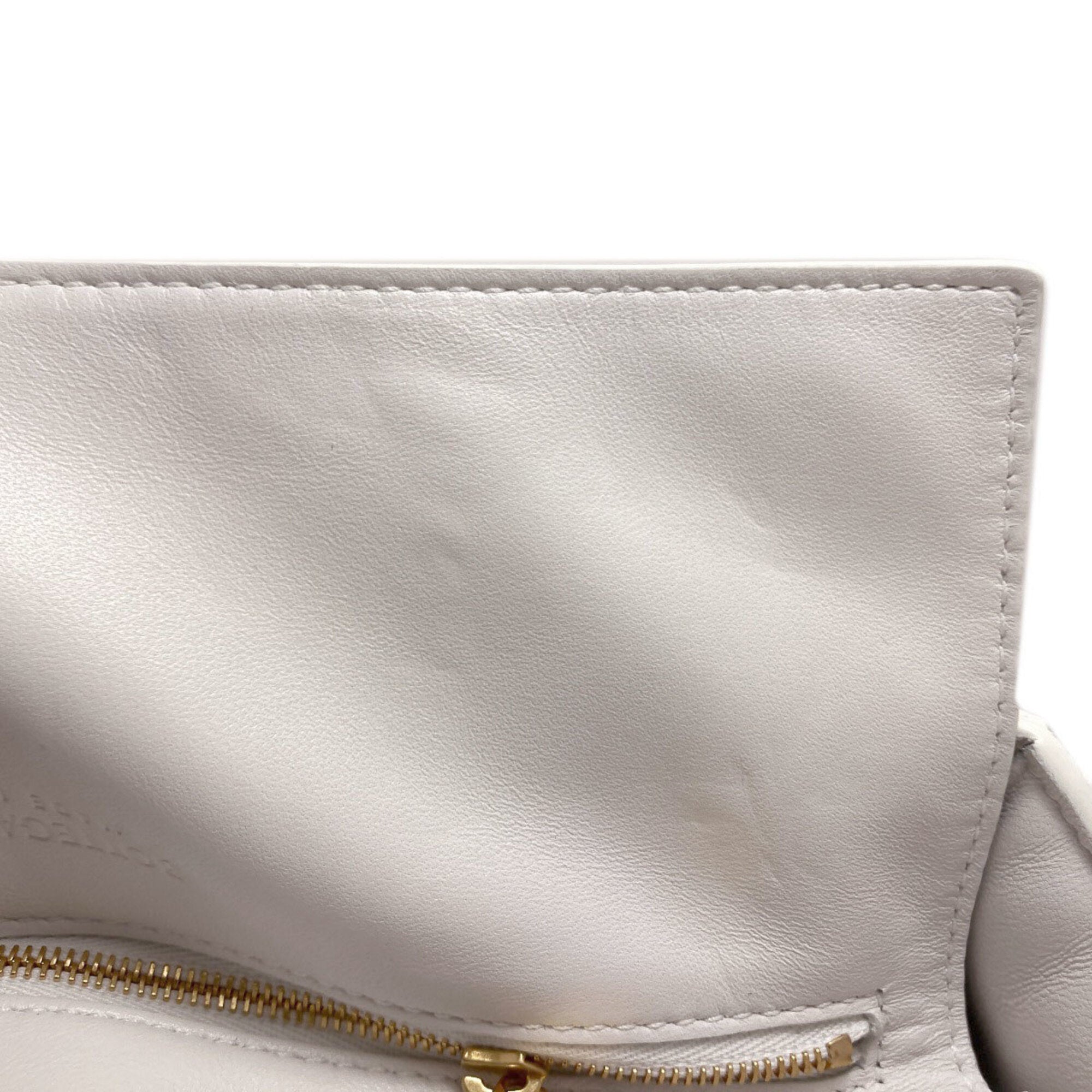 Bottega Veneta White Leather Handbag (Pre-Owned)