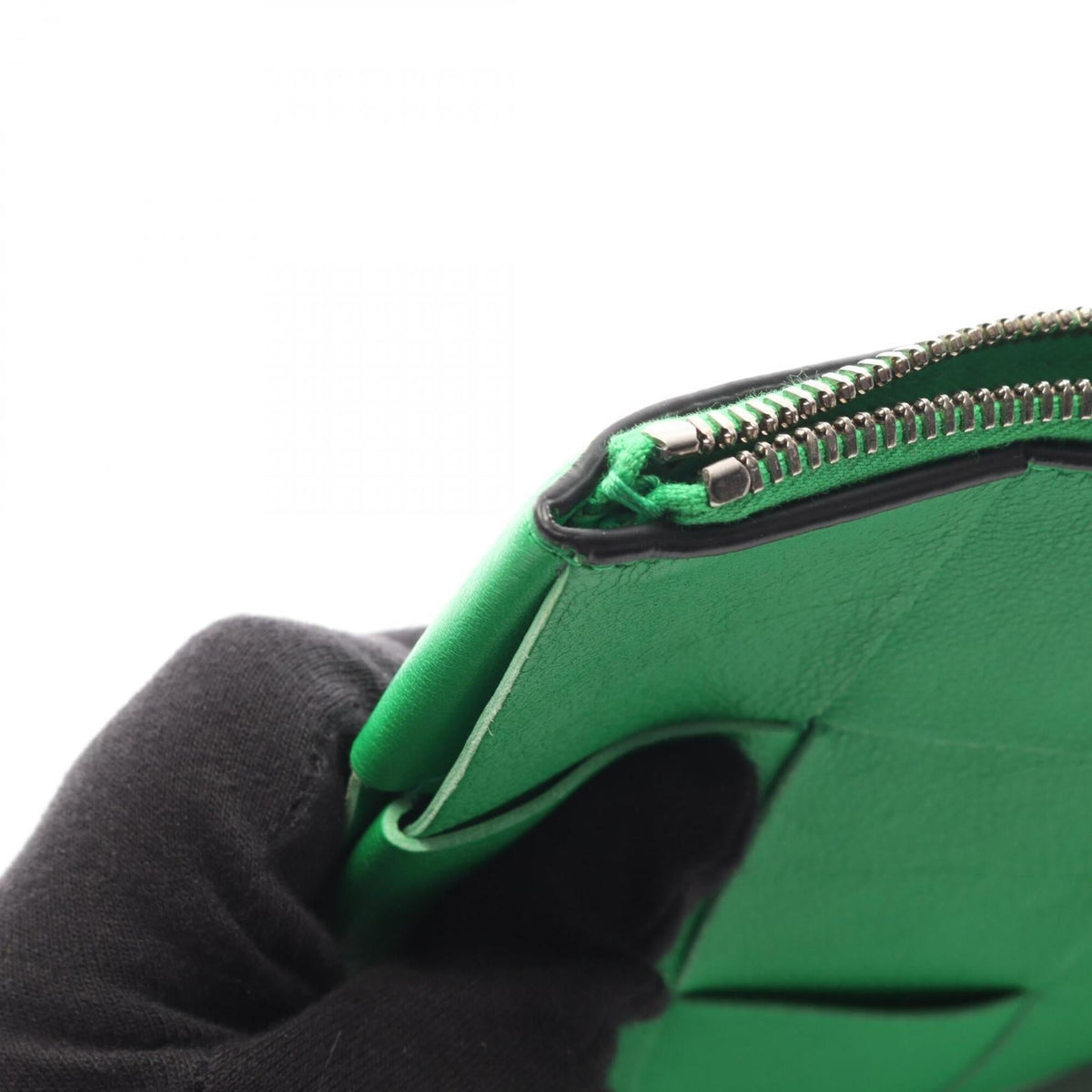 Bottega Veneta Green Leather Clutch Bag Handbag (Pre-Owned)