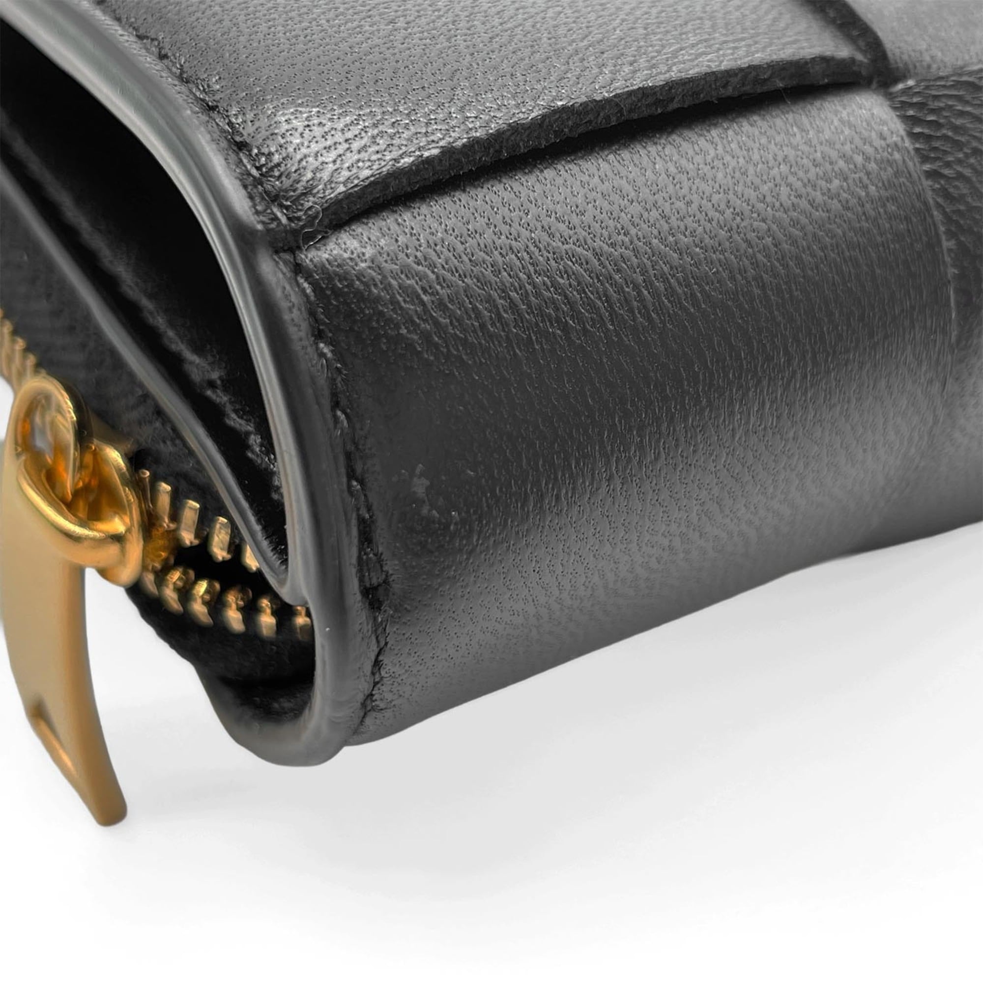 Bottega Veneta Gold Black Leather Wallet (Bi-Fold) (Pre-Owned)