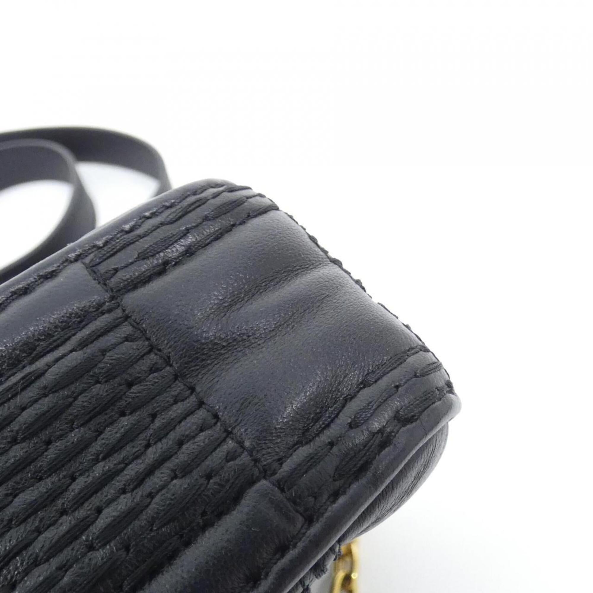 Louis Vuitton Black Leather Pochette Shoulder Bag (Pre-Owned)