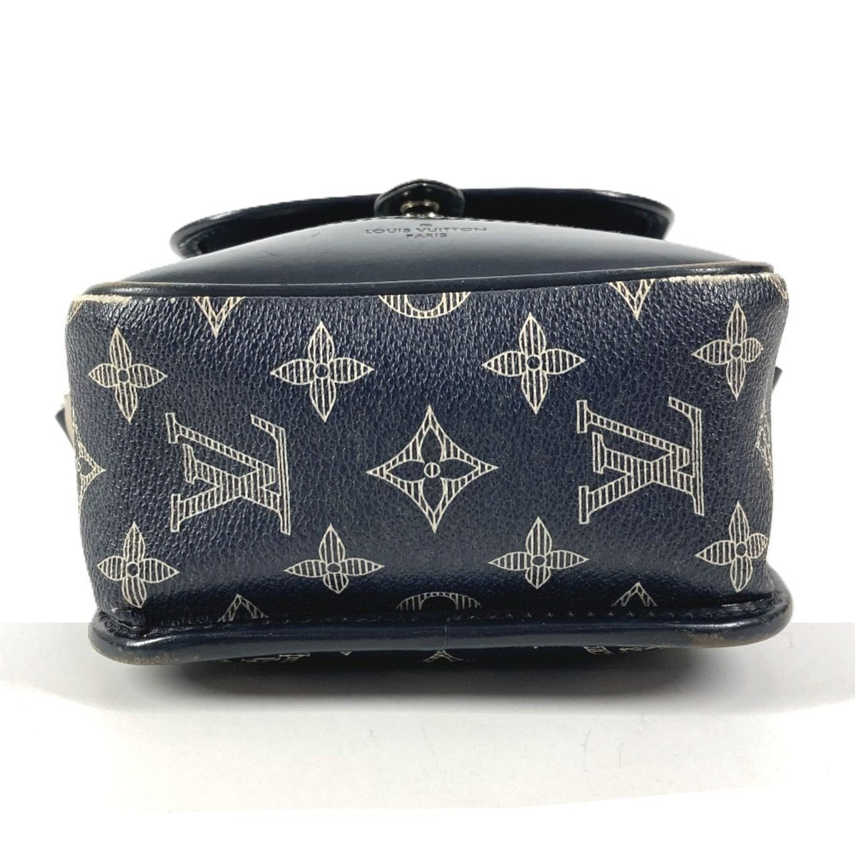 Louis Vuitton Monogram Savane Navy Pochette Shoulder Bag (Pre-Owned)