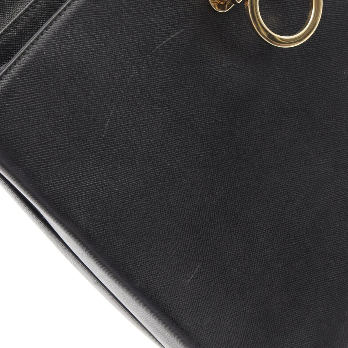 Salvatore Ferragamo Black Leather Handbag (Pre-Owned)