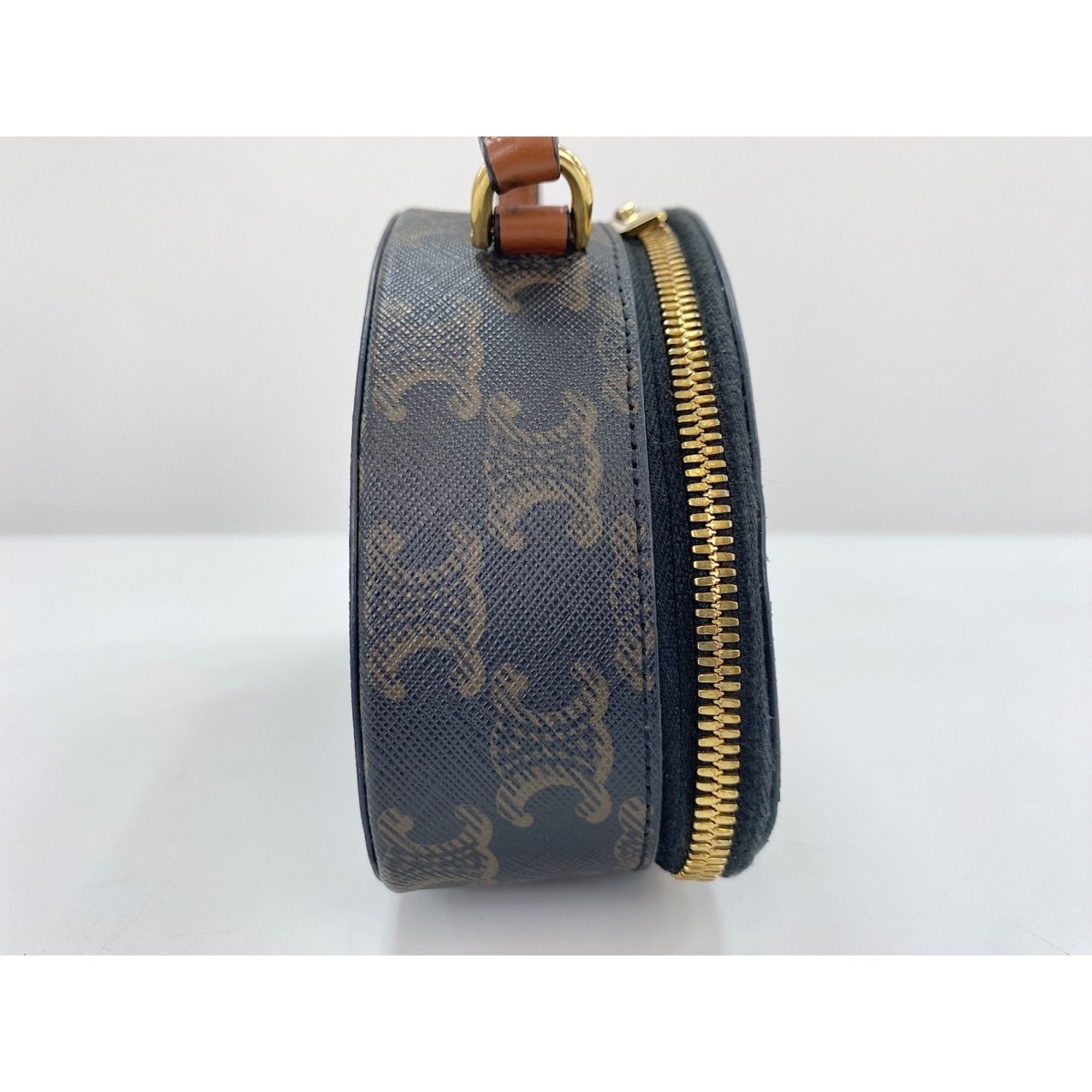 Celine Black Handbag (Pre-Owned)