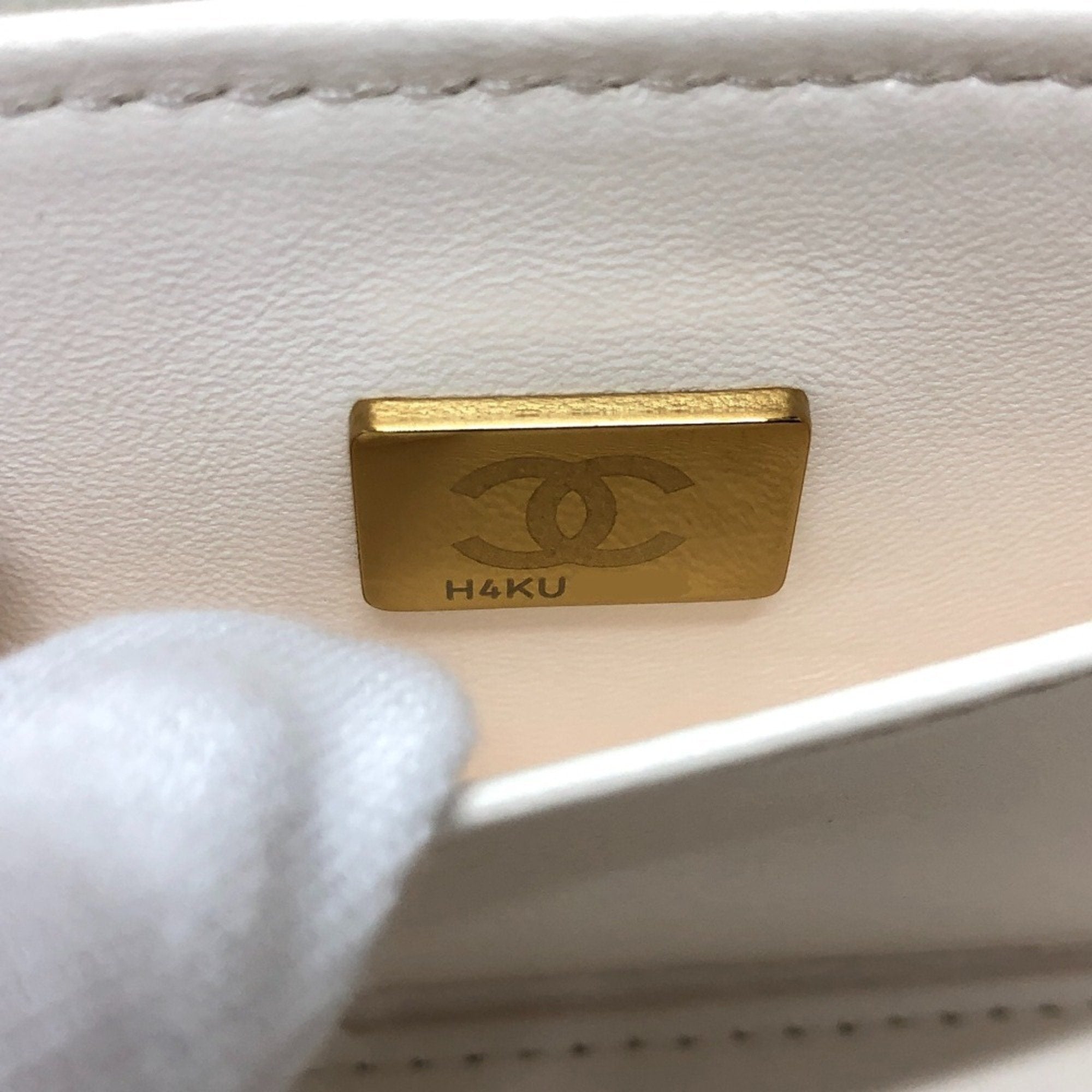 Chanel Caviar Skin White Caviar Leather Handbag Shoulder Bag Vanity Bag (Pre-Owned)