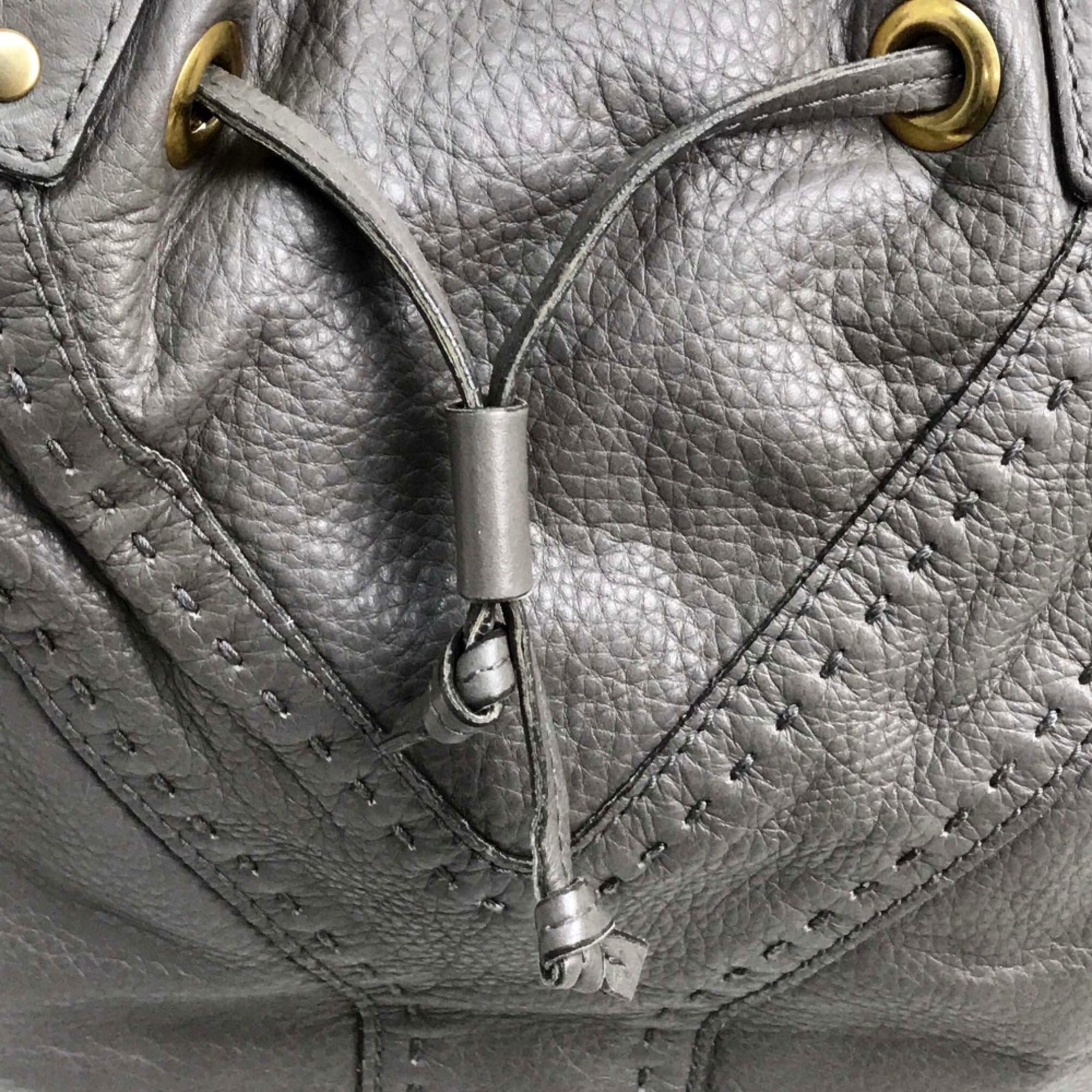Yves Saint Laurent Gray Leather Tote Bag (Pre-Owned)