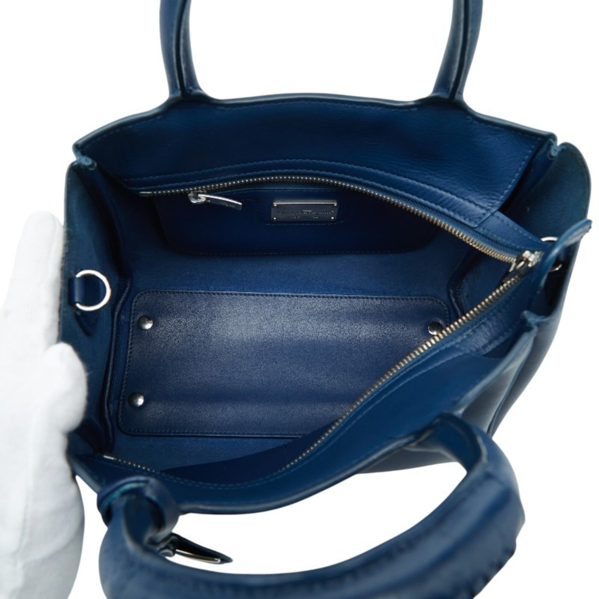 Salvatore Ferragamo Blue Leather Handbag Shoulder Bag (Pre-Owned)