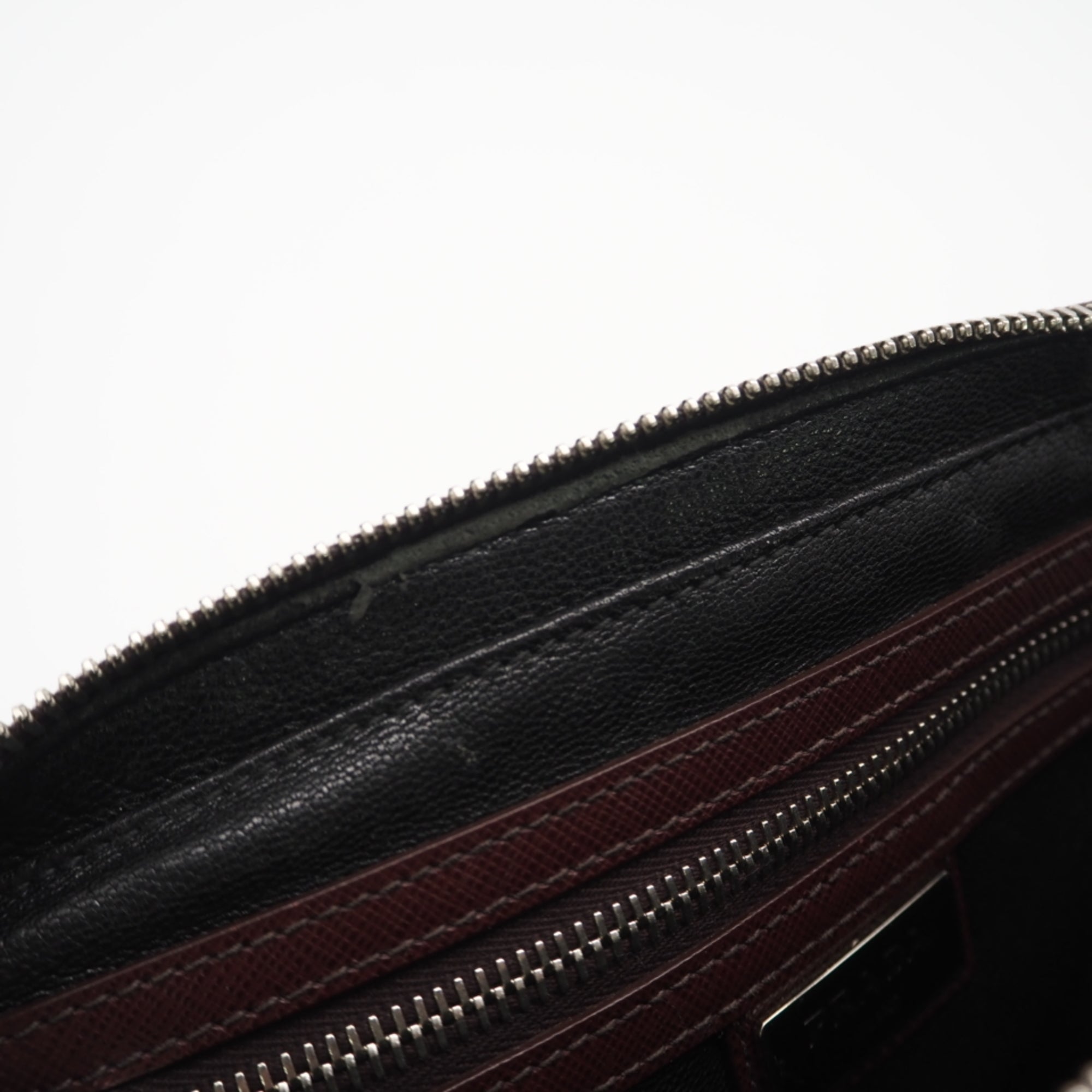 Prada Brown Leather Clutch Bag (Pre-Owned)
