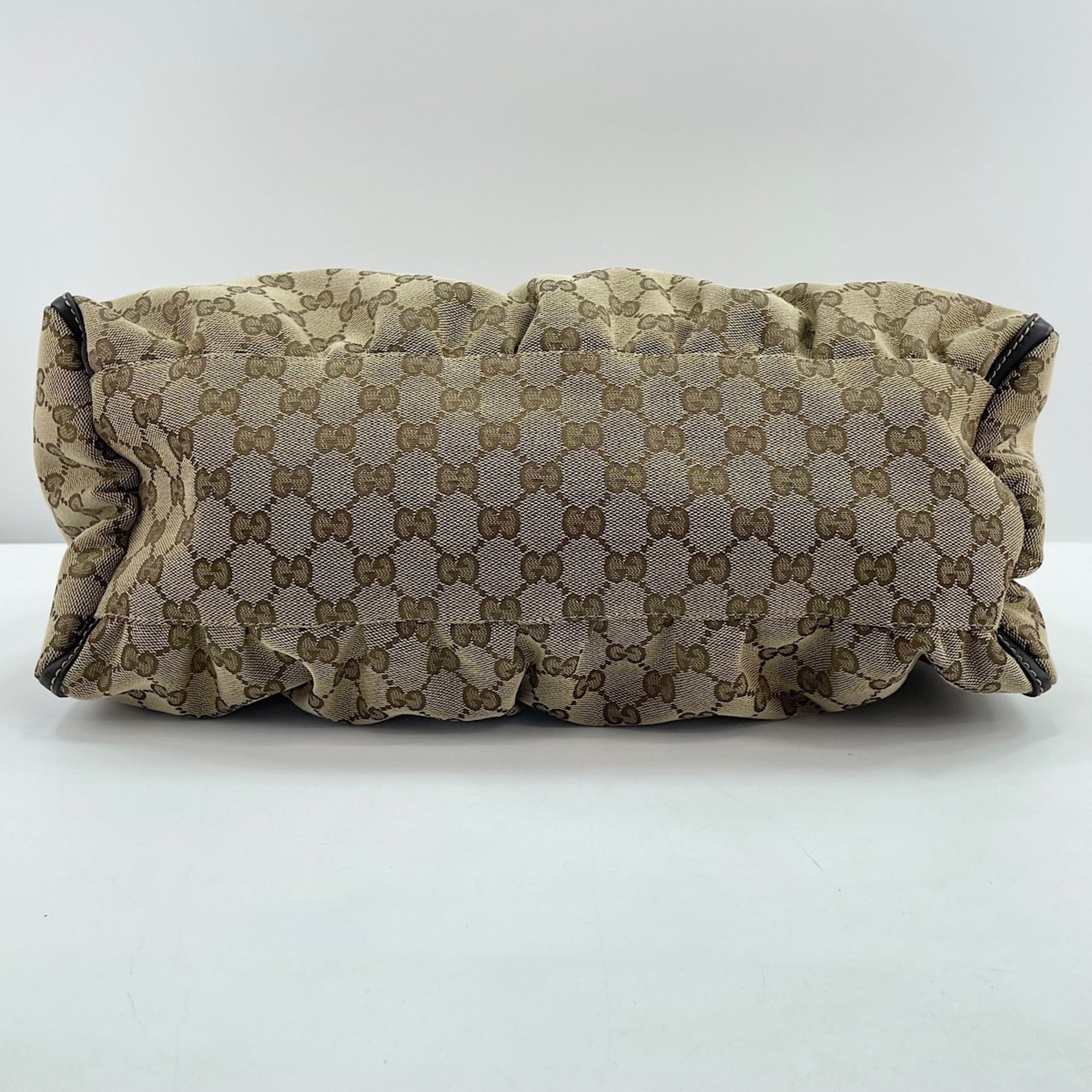 Gucci Beige Handbag (Pre-Owned)