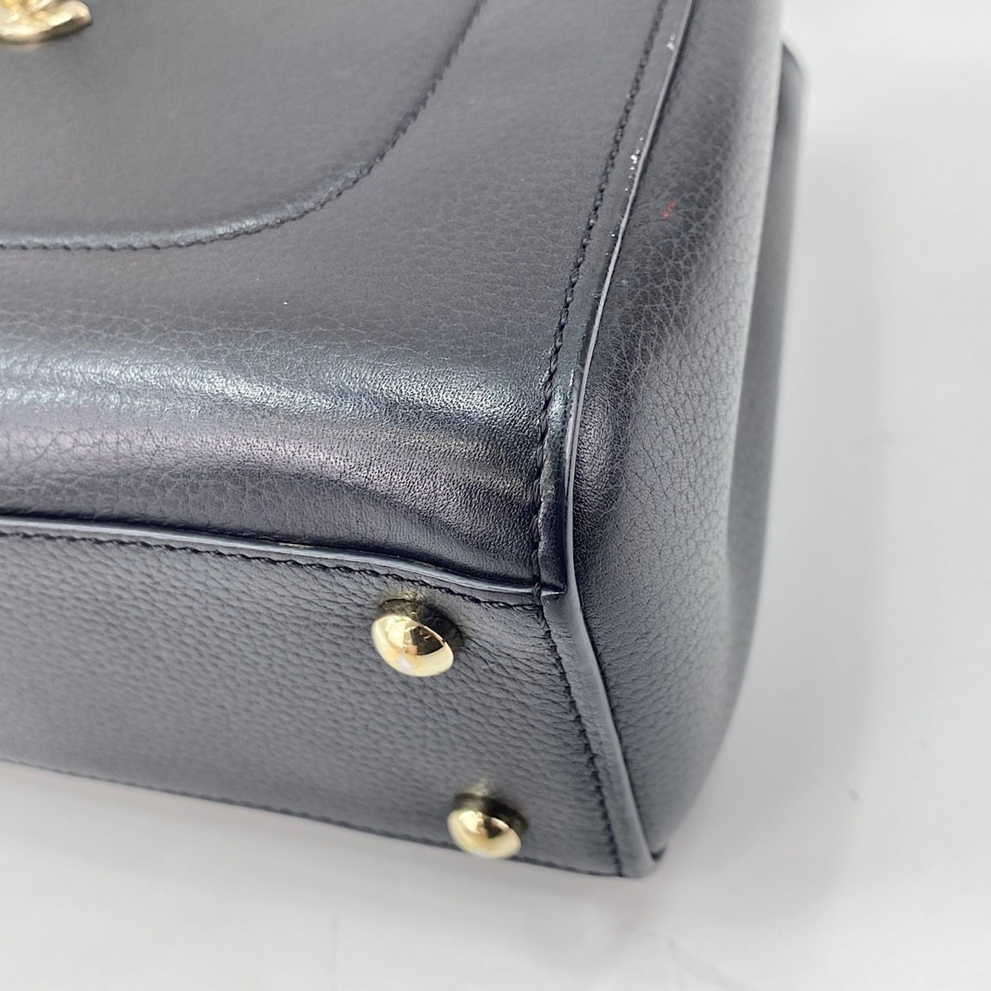 Chanel Black Handbag (Pre-Owned)