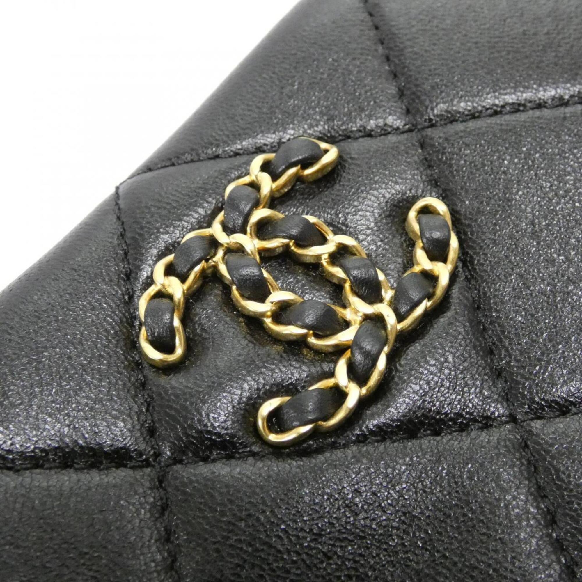 Chanel Black Leather Handbag (Pre-Owned)