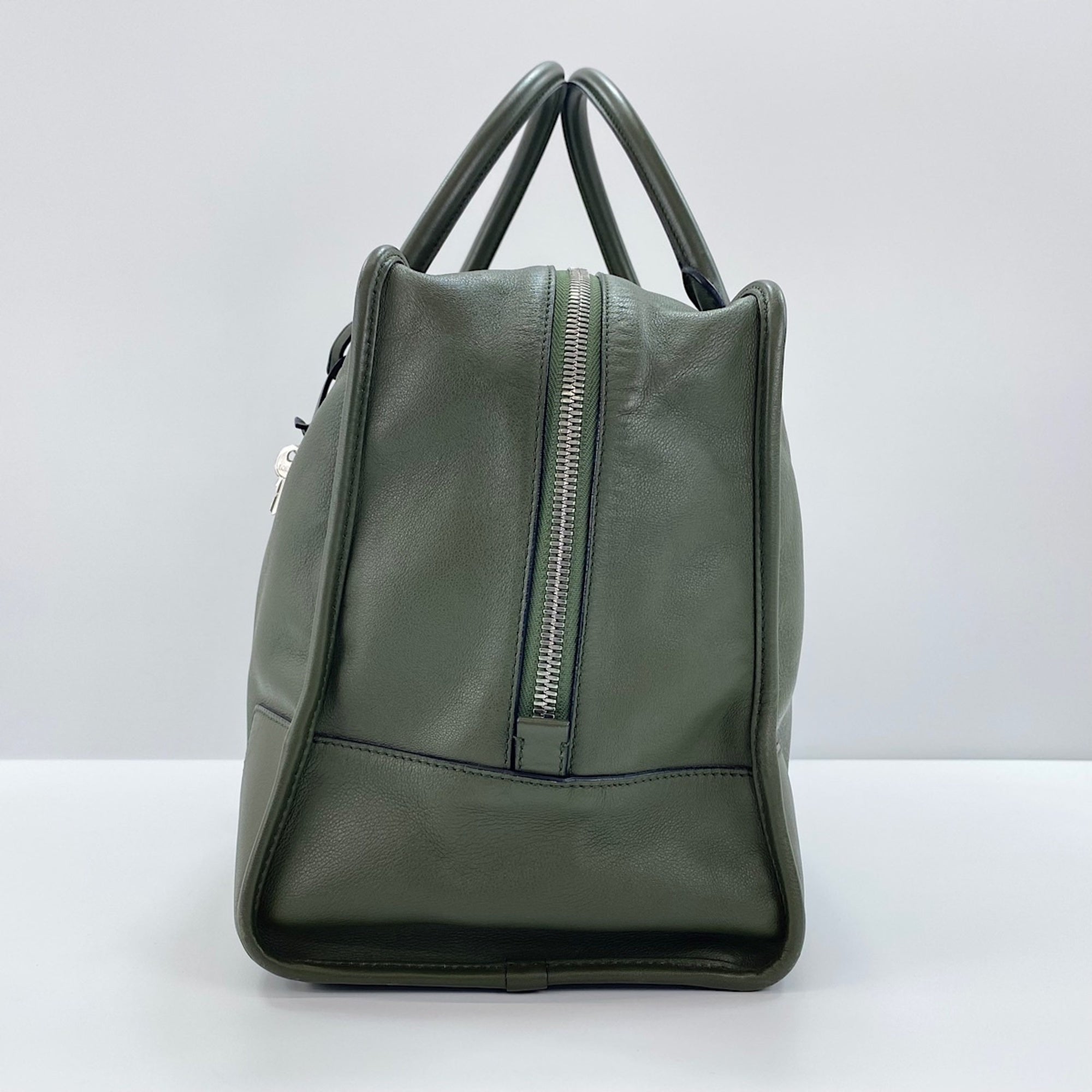 Loewe Amazona Green Leather Handbag (Pre-Owned)
