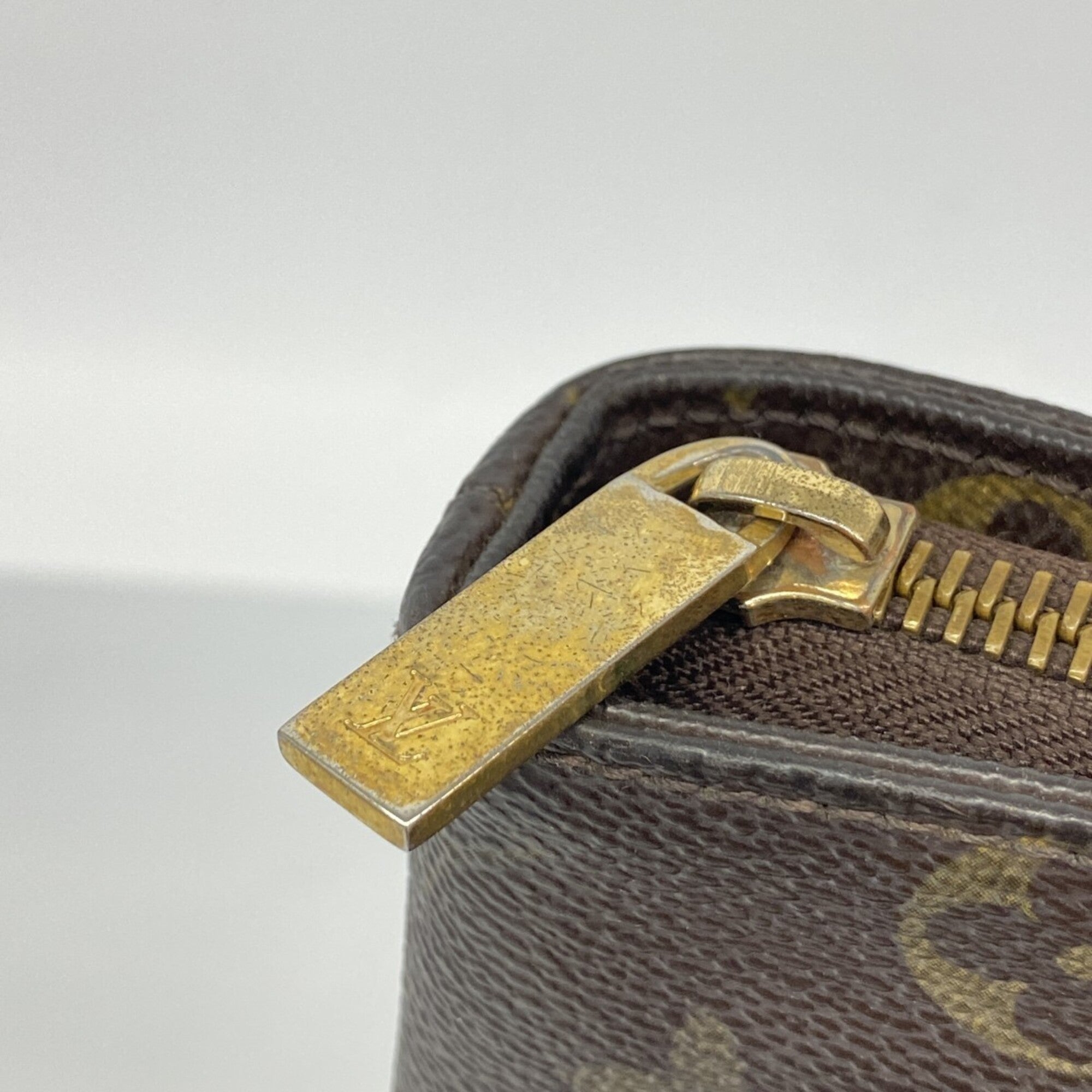 Louis Vuitton Brown Tote Bag (Pre-Owned)