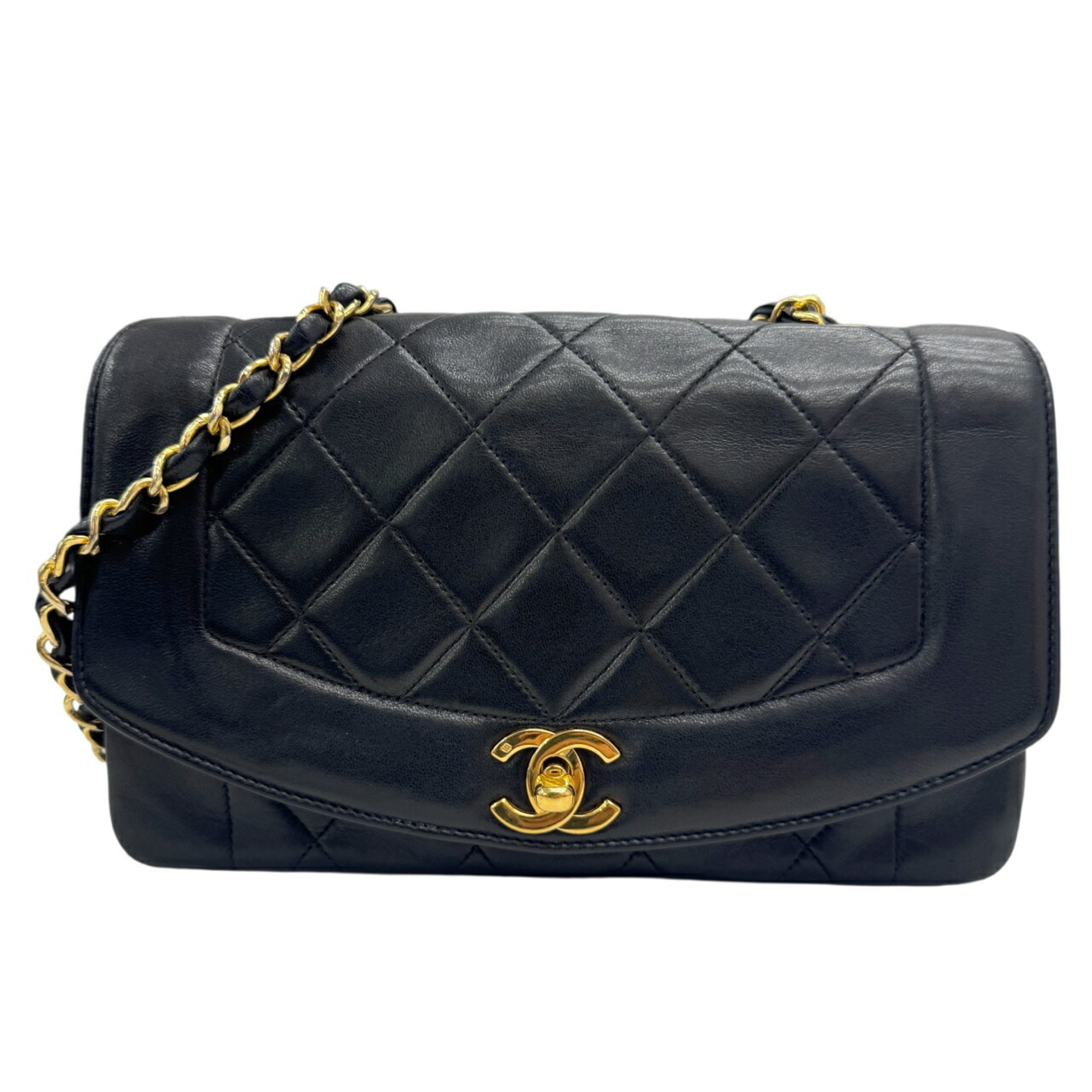 Chanel Matelasse Black Leather Shoulder Bag (Pre-Owned)