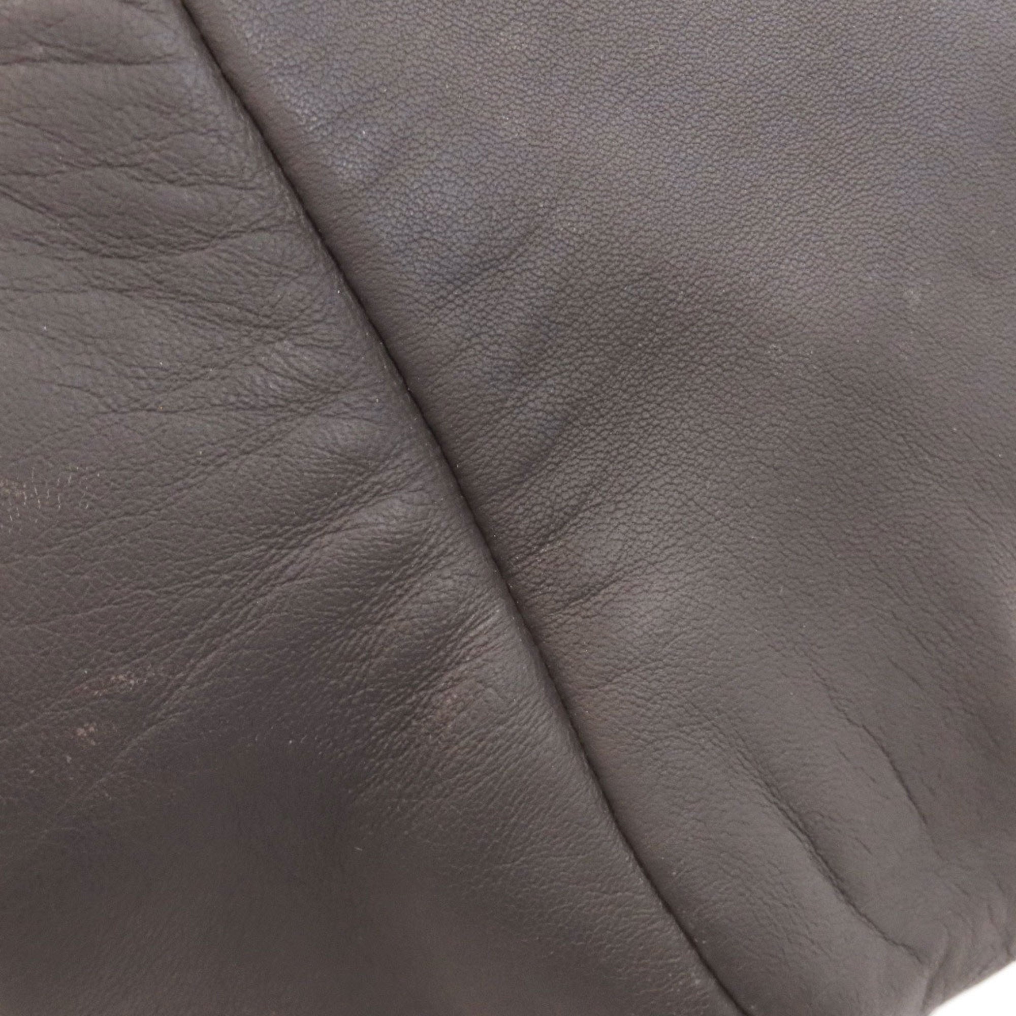 Chanel Dark Gray Leather Shoulder Bag (Pre-Owned)