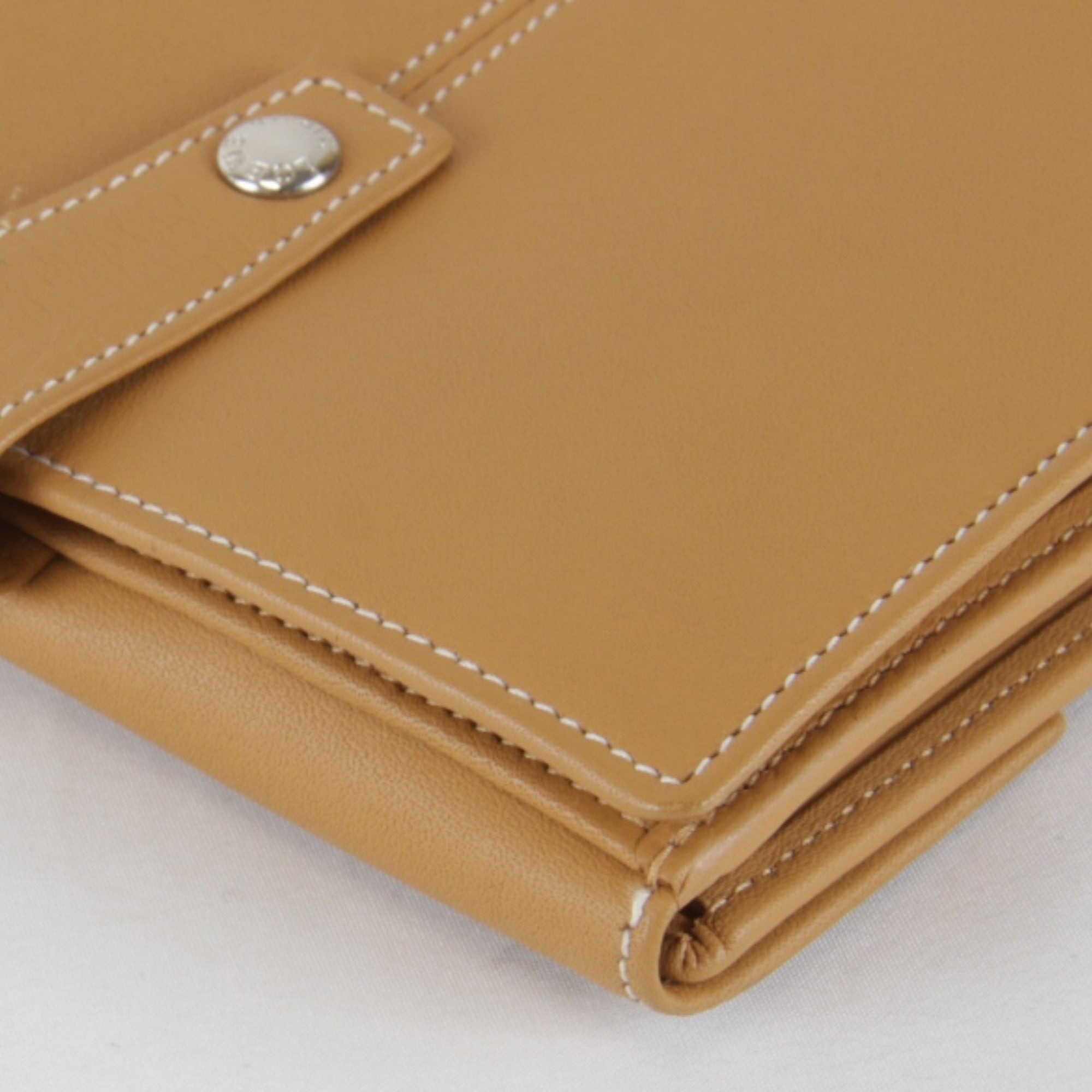 Loewe Brown Leather Wallet (Bi-Fold) (Pre-Owned)