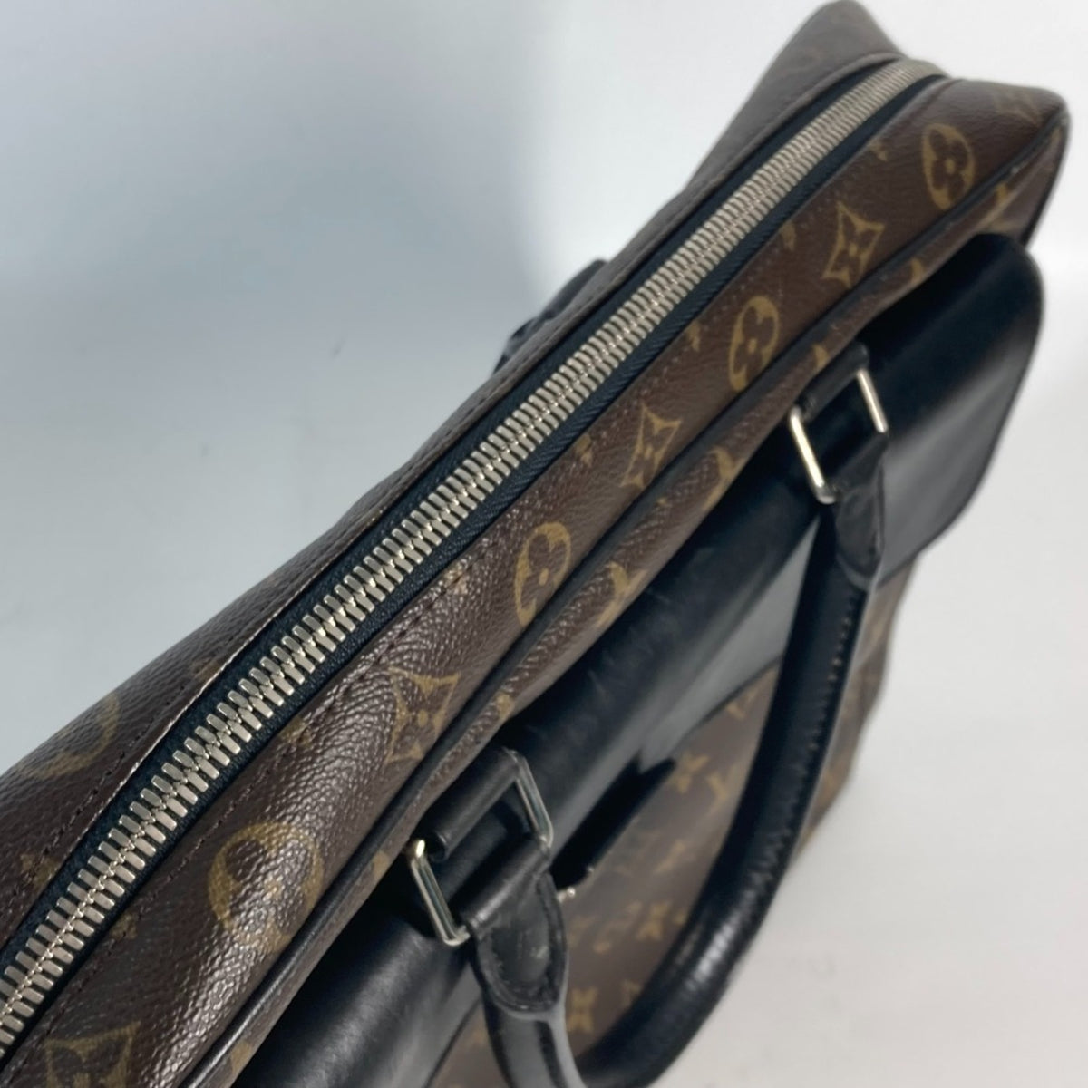 Louis Vuitton Black Brown Galle Monogram Leather Handbag (Pre-Owned)