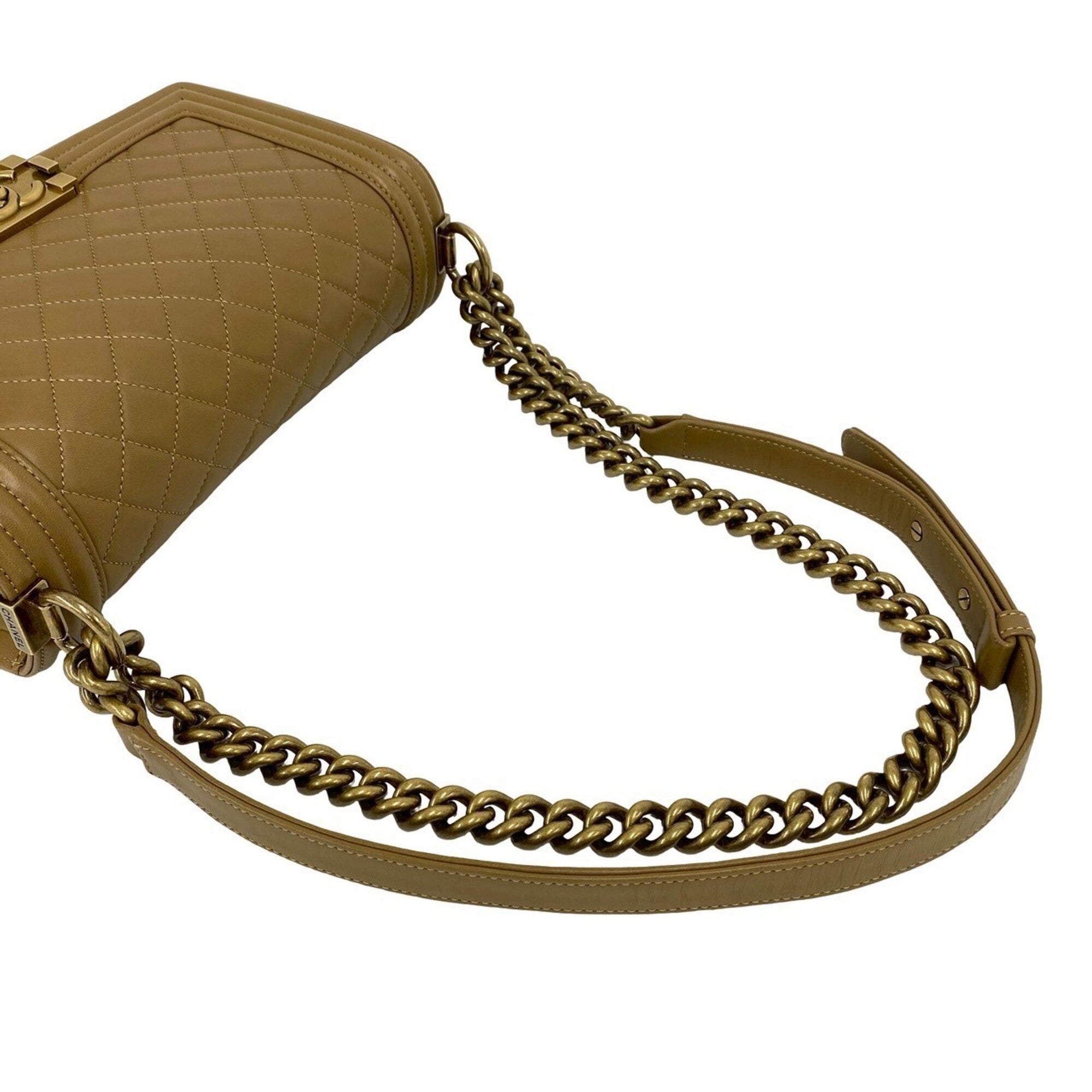 Chanel Brown Leather Shoulder Bag (Pre-Owned)