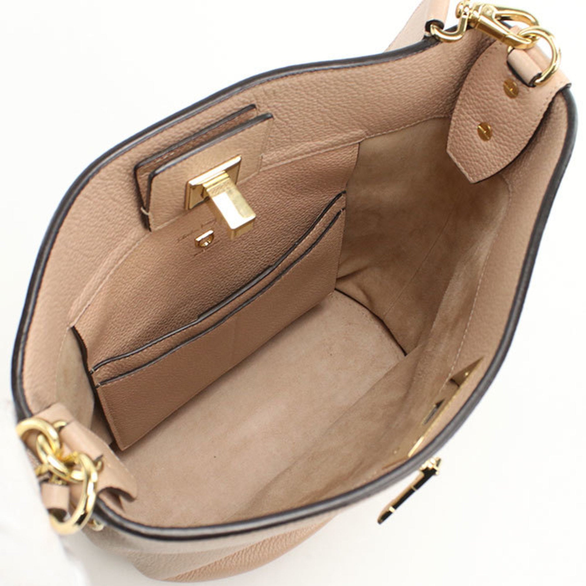 Salvatore Ferragamo Gancini Beige Leather Shoulder Bag (Pre-Owned)