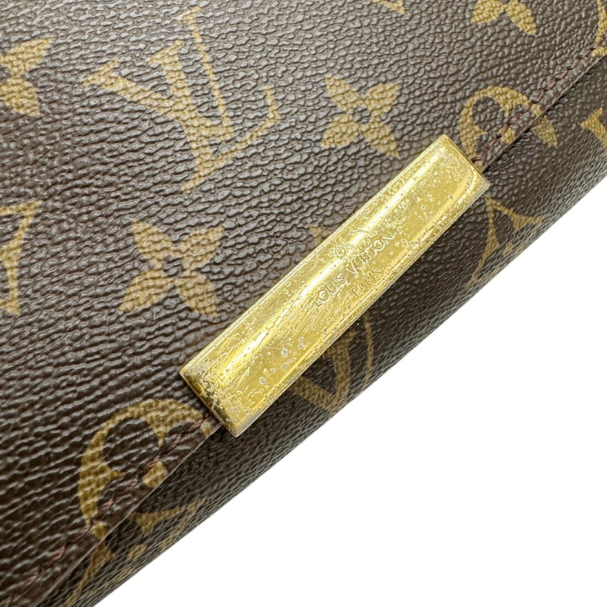 Louis Vuitton Brown Monogram Shoulder Bag (Pre-Owned)