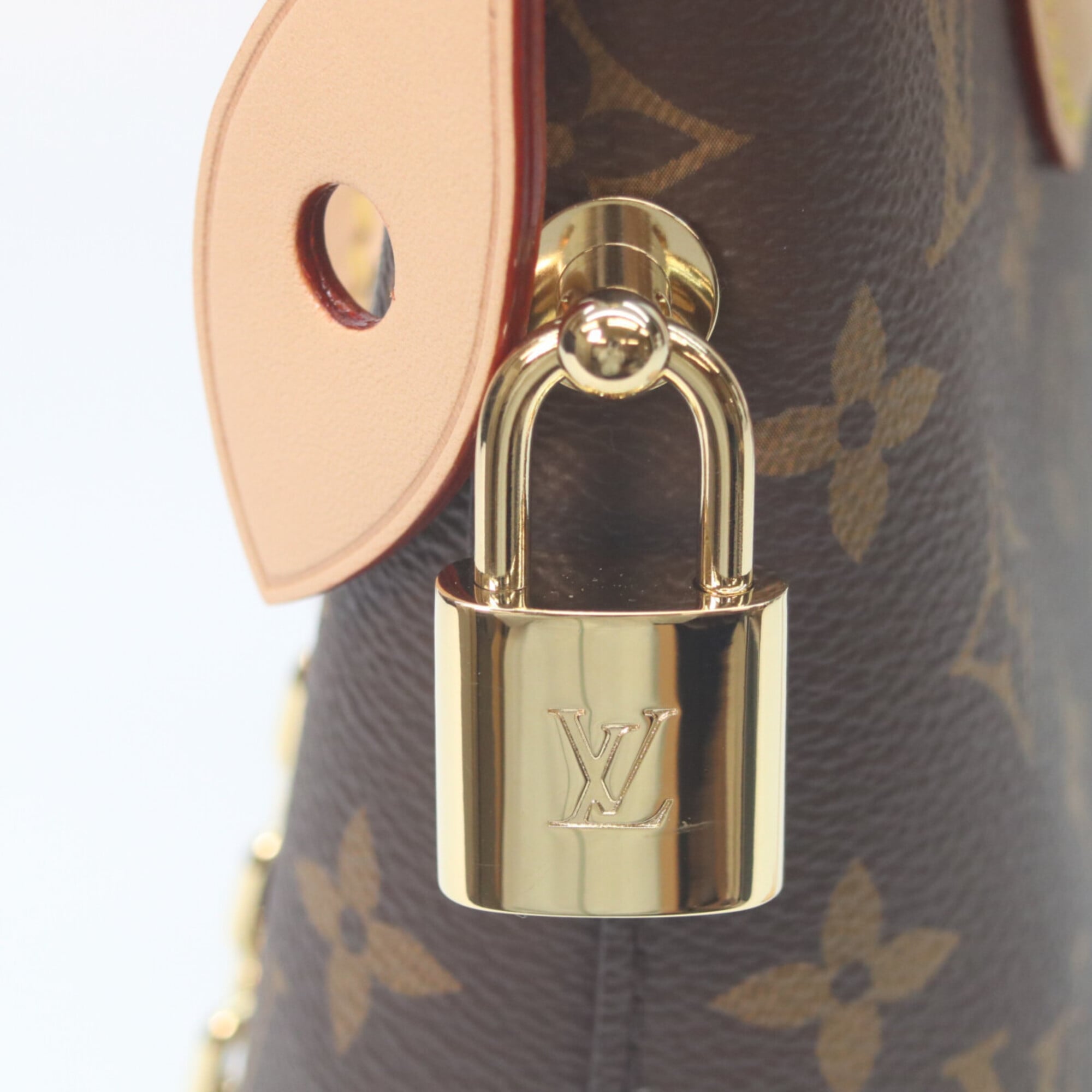 Louis Vuitton Monogram Brown Monogram Handbag (Pre-Owned)