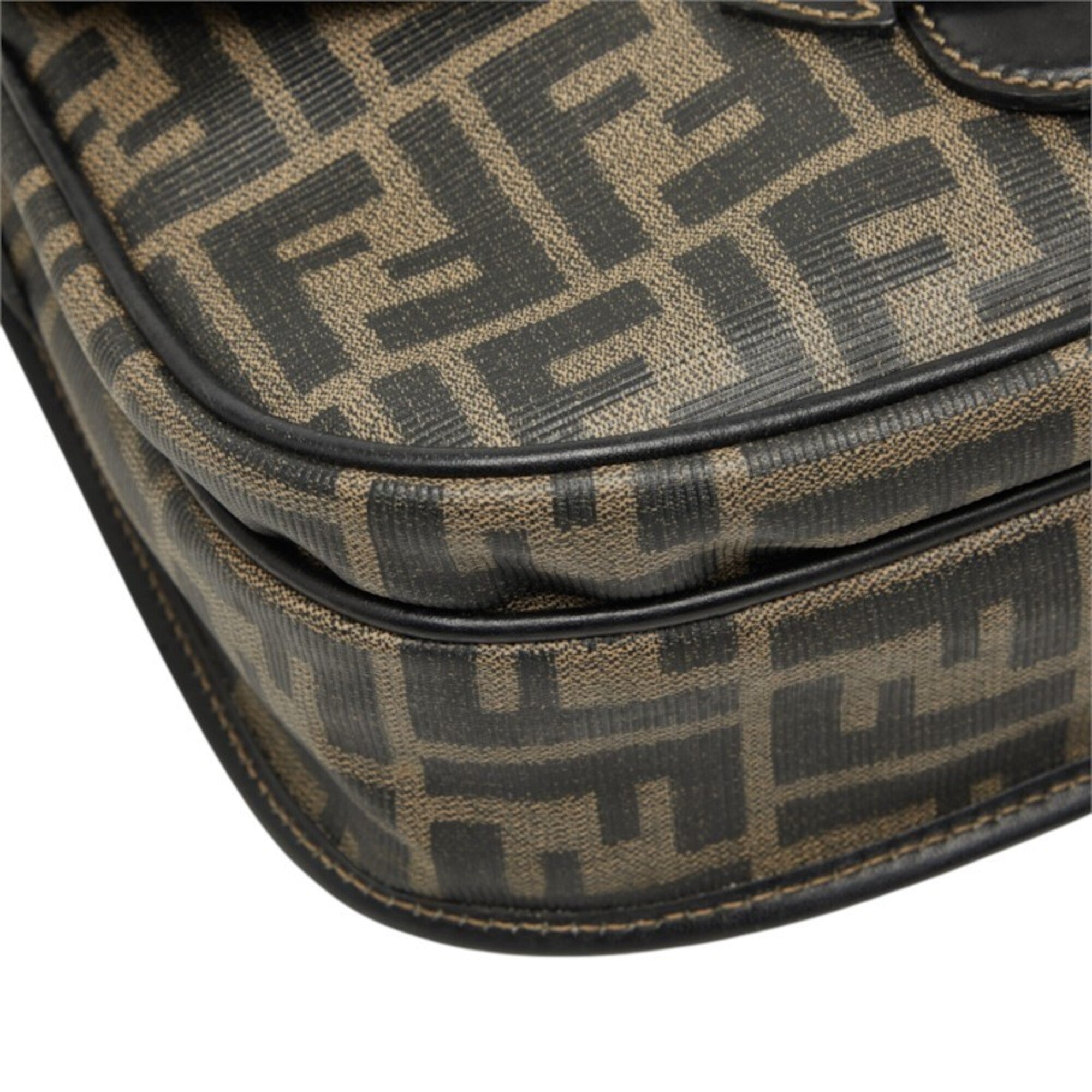 Fendi Brown Leather Shoulder Bag (Pre-Owned)