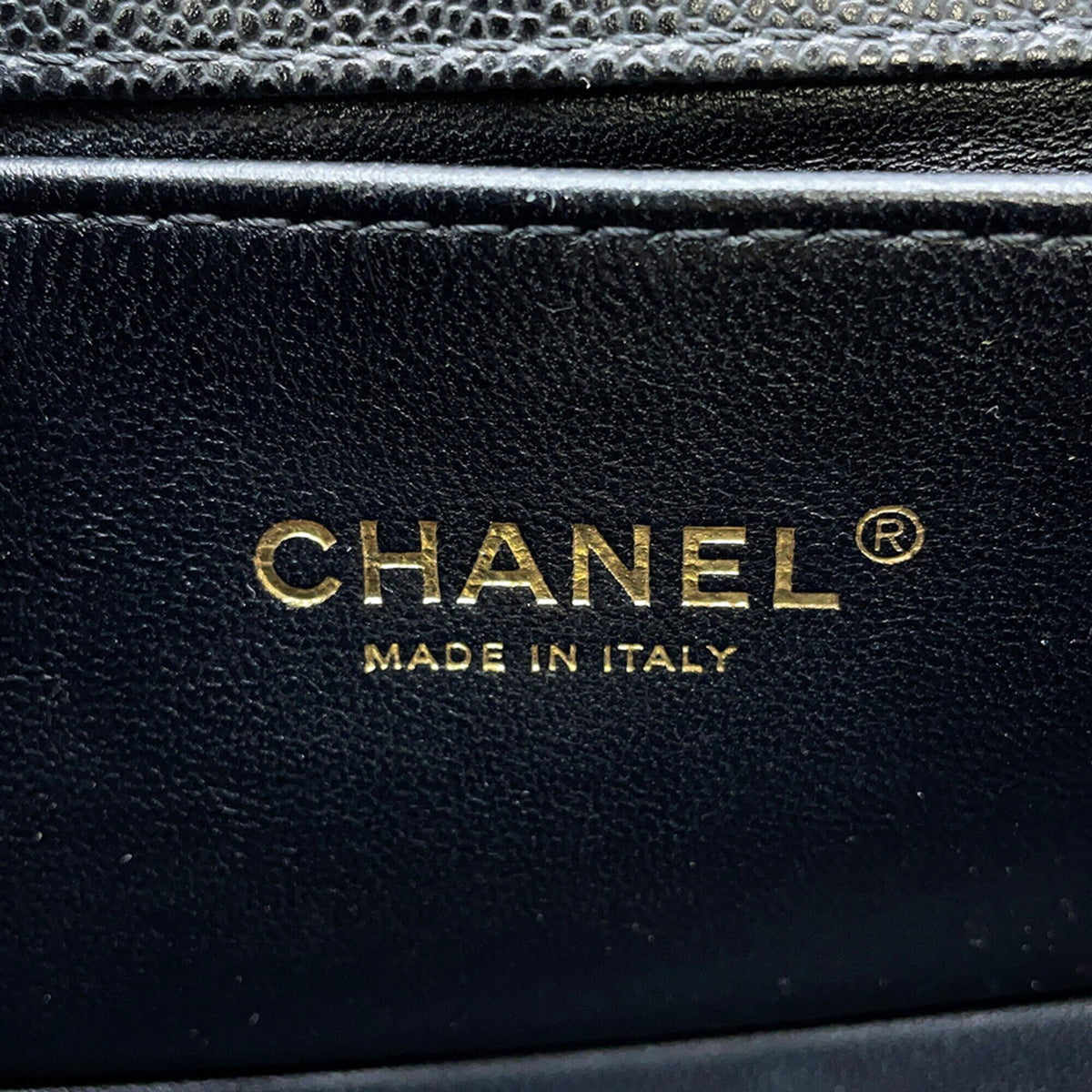 Chanel Matelasse Black Grained Calfskin Handbag Shoulder Bag (Pre-Owned)