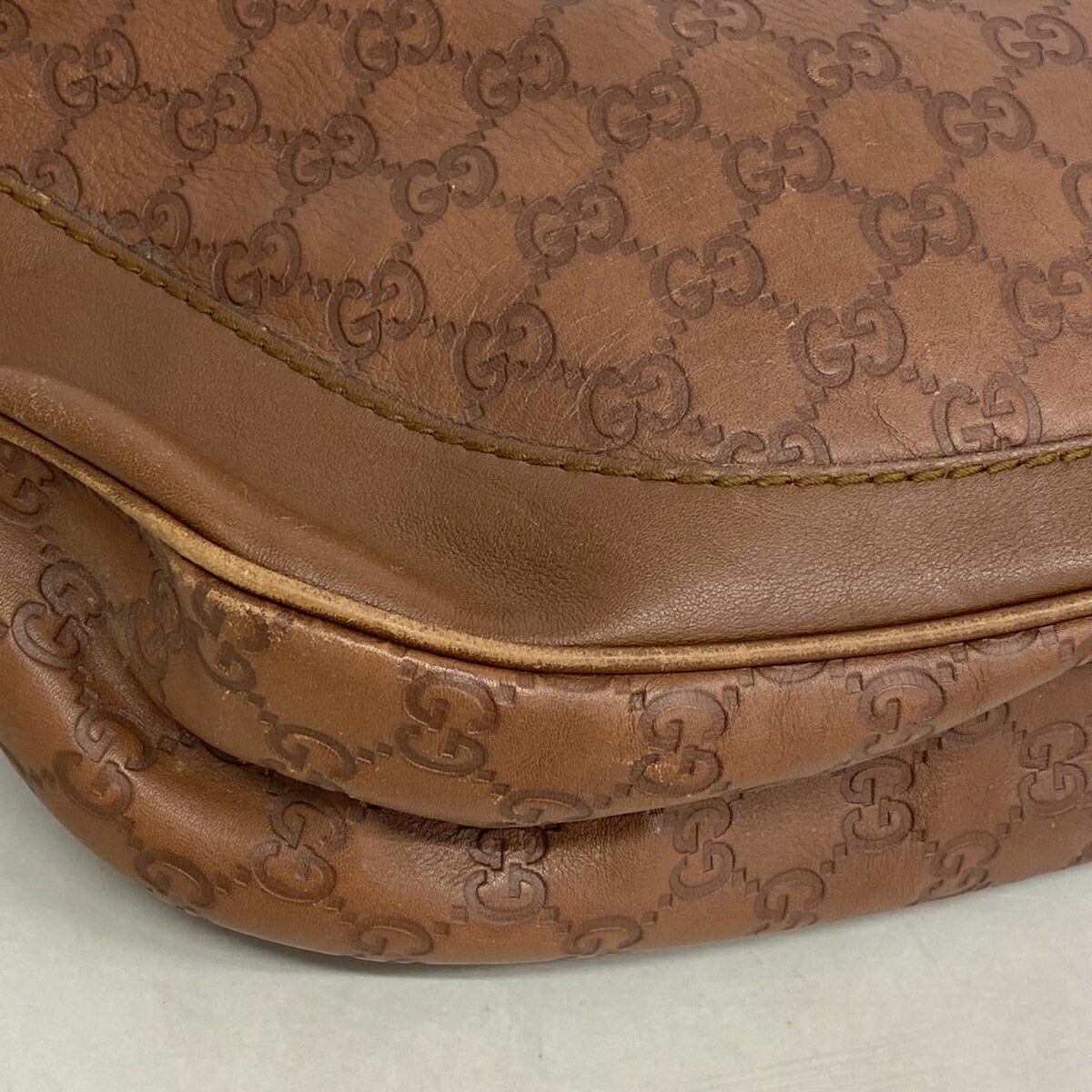Gucci Brown Leather Shoulder Bag (Pre-Owned)