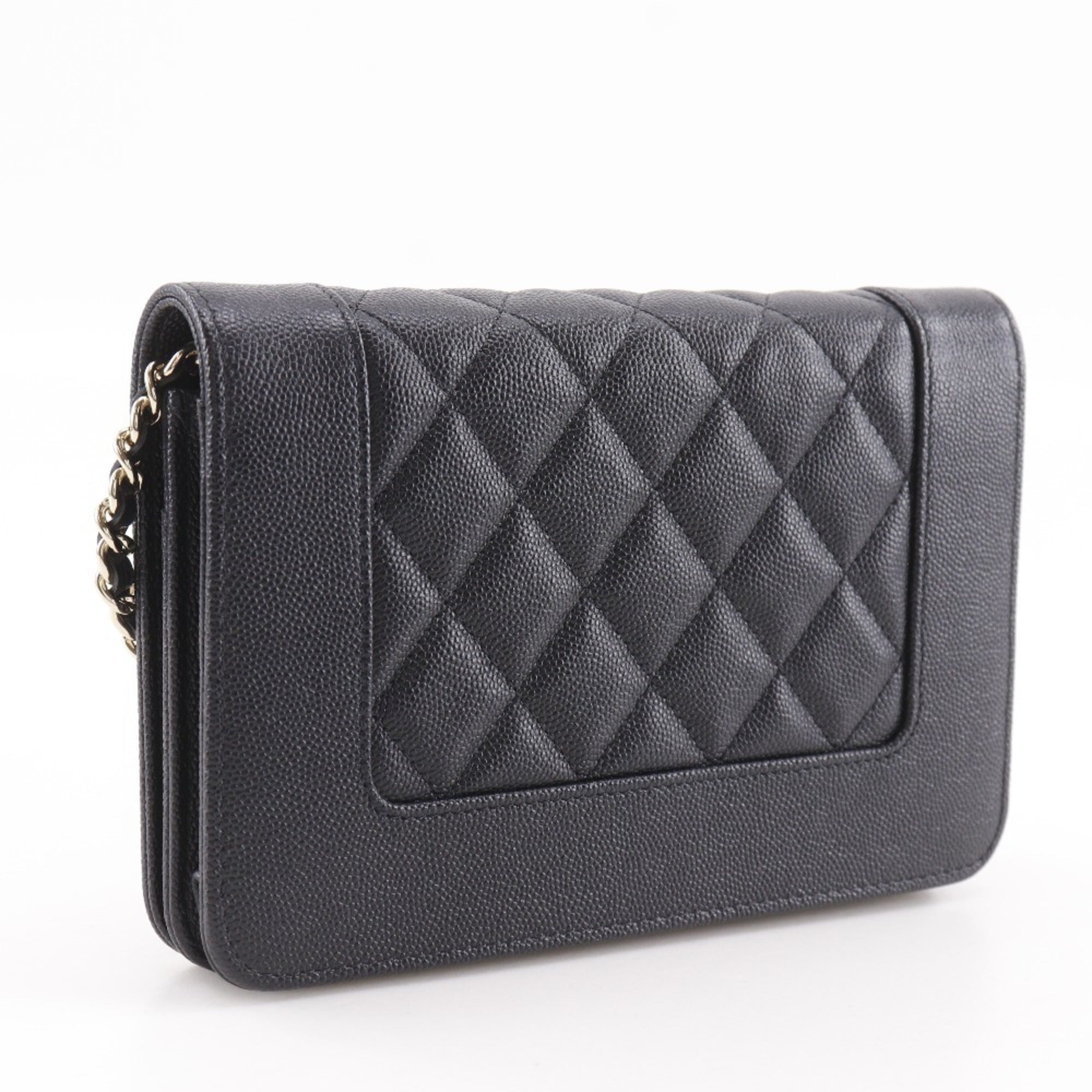 Chanel Black Grained Calfskin Shoulder Bag (Pre-Owned)