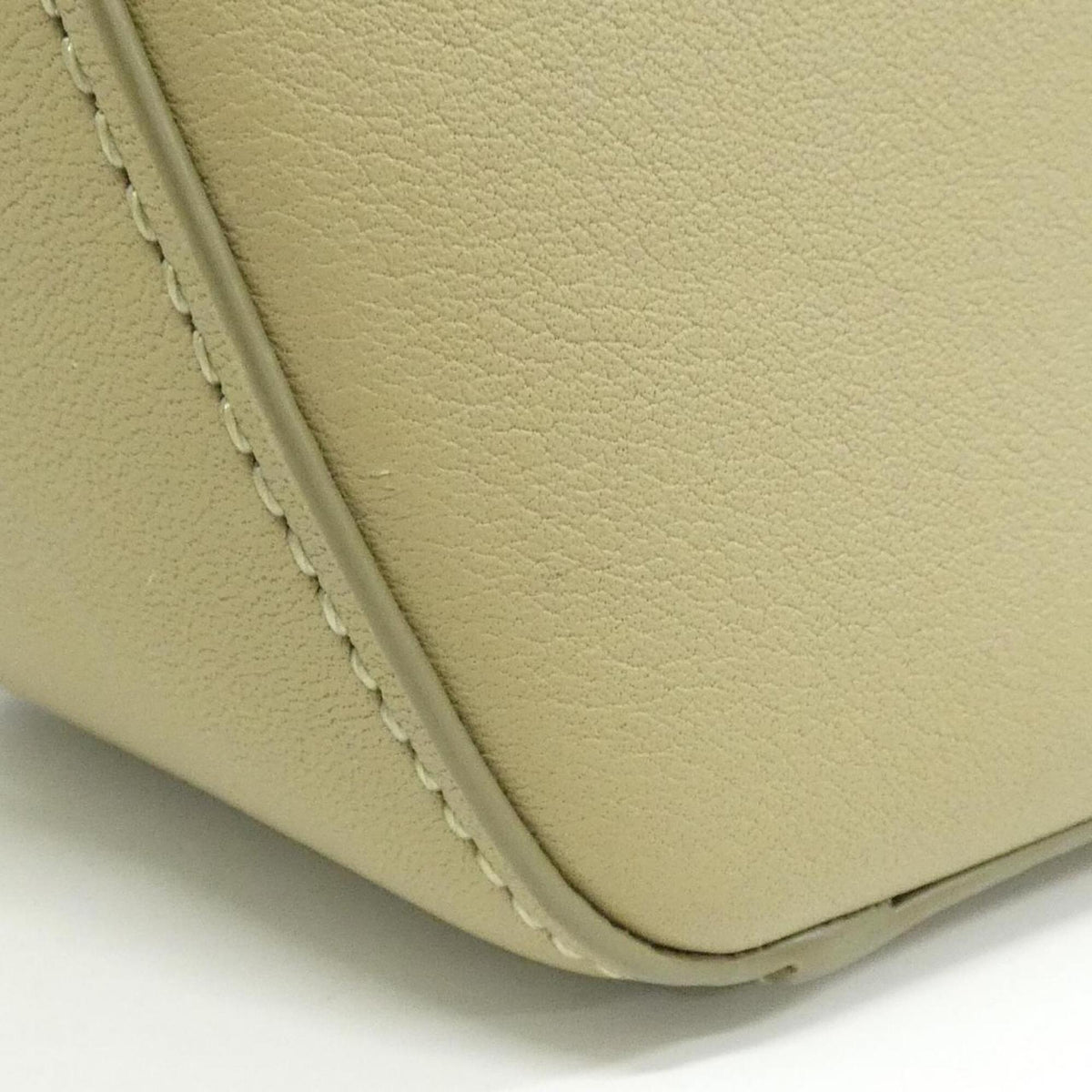 Loewe Green Leather Handbag Shoulder Bag (Pre-Owned)