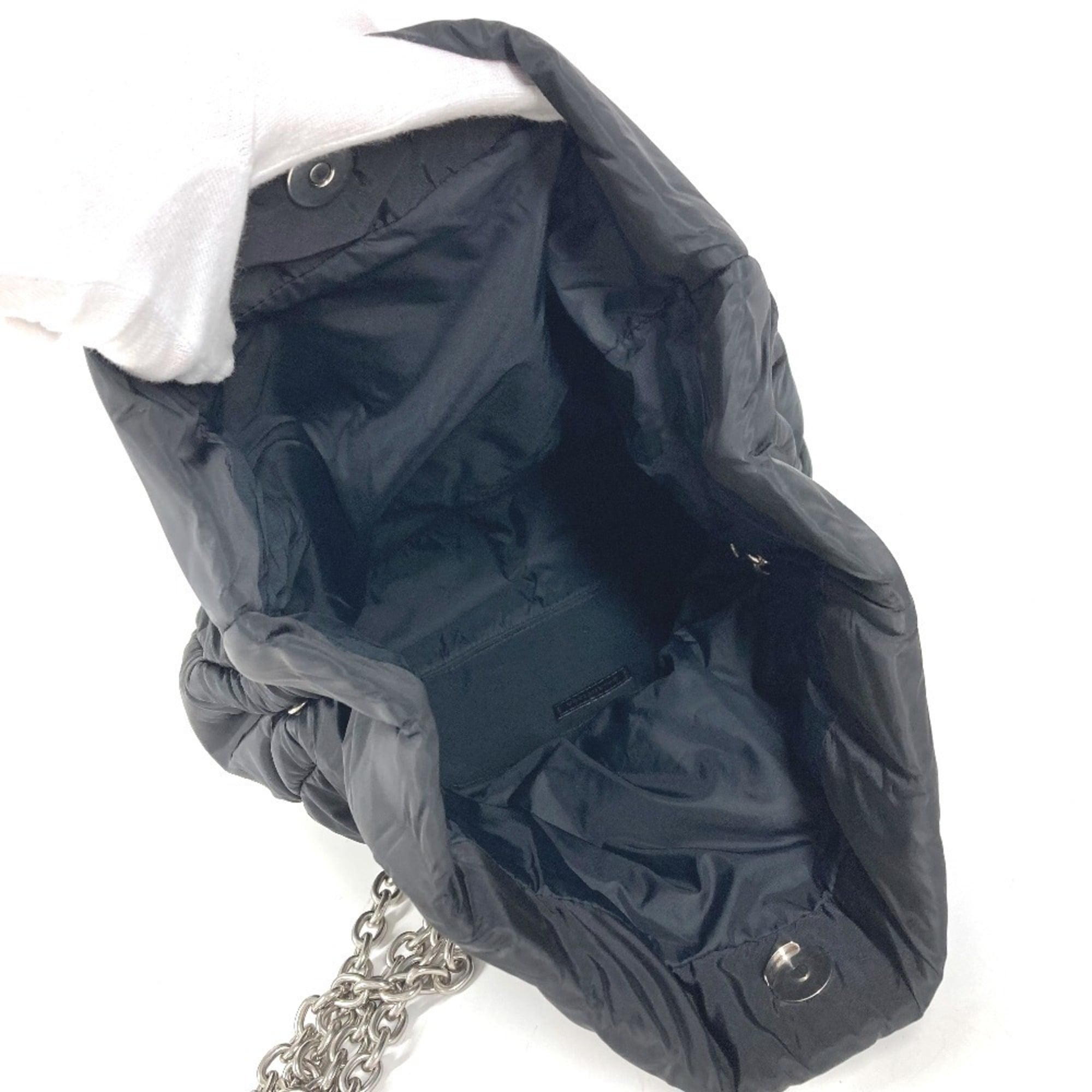 Balenciaga Black Nylon Shoulder Bag (Pre-Owned)