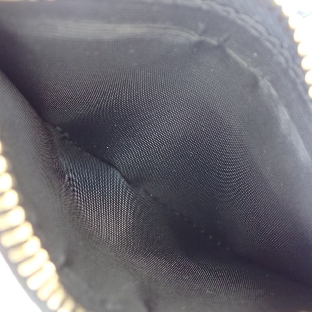 Valentino Garavani Black Leather Wallet (Tri-Fold) (Pre-Owned)