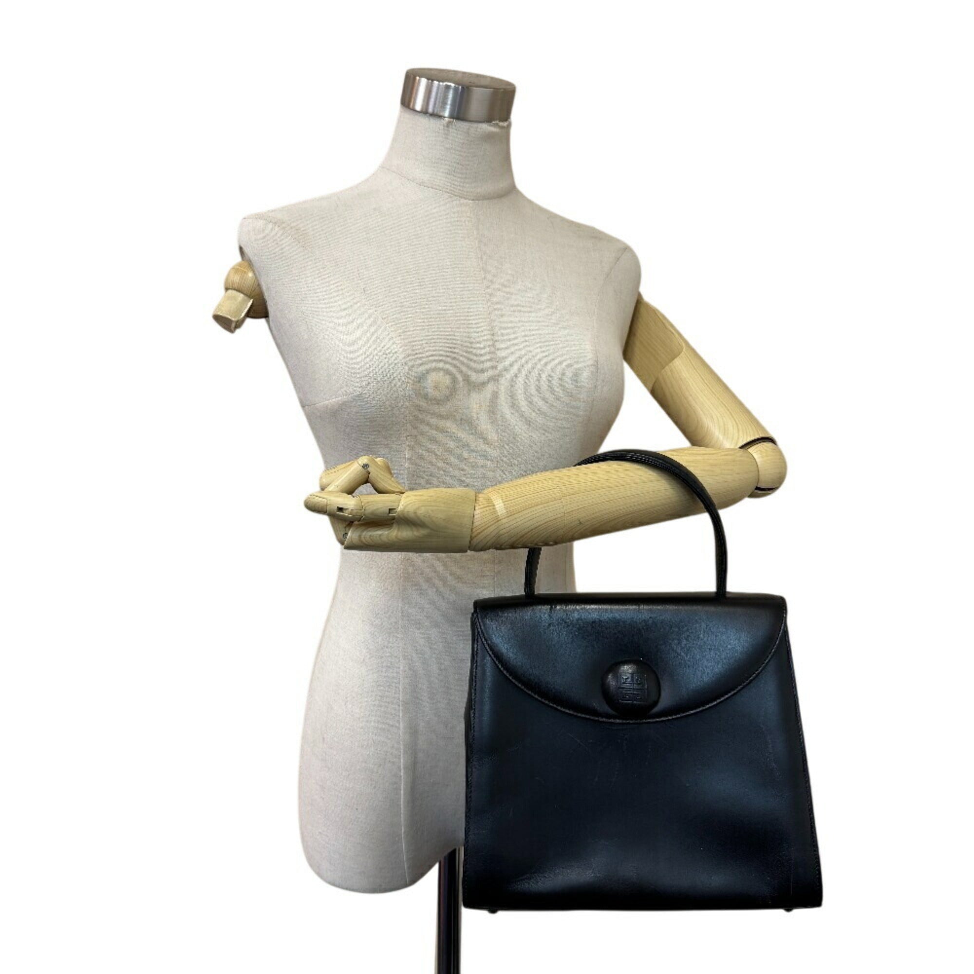 Givenchy Black Leather Handbag (Pre-Owned)