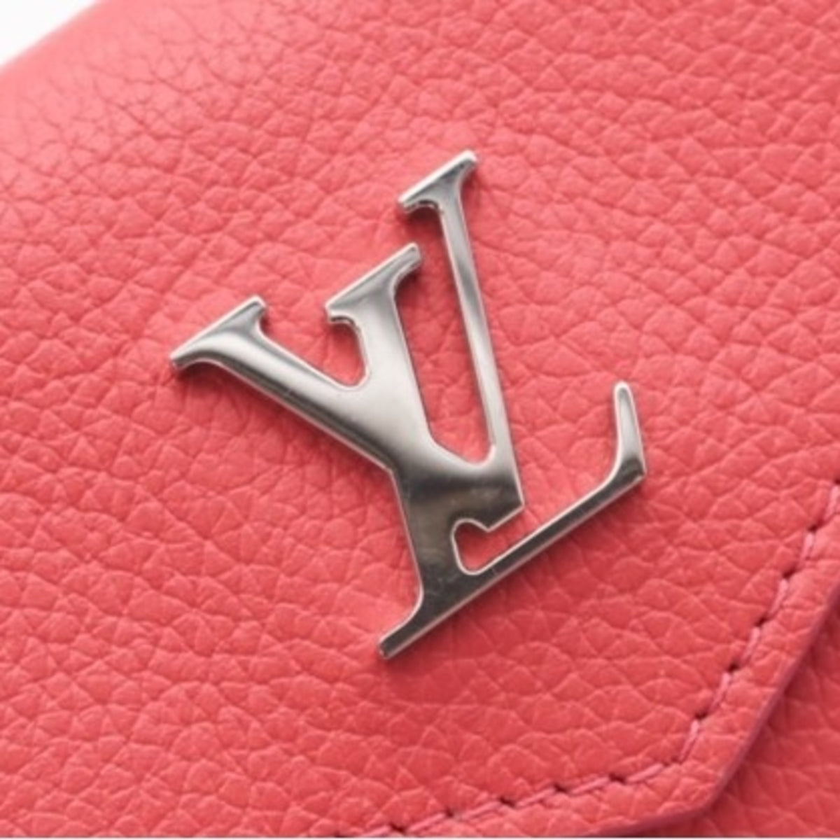 Louis Vuitton Pink Leather Wallet (Tri-Fold) (Pre-Owned)