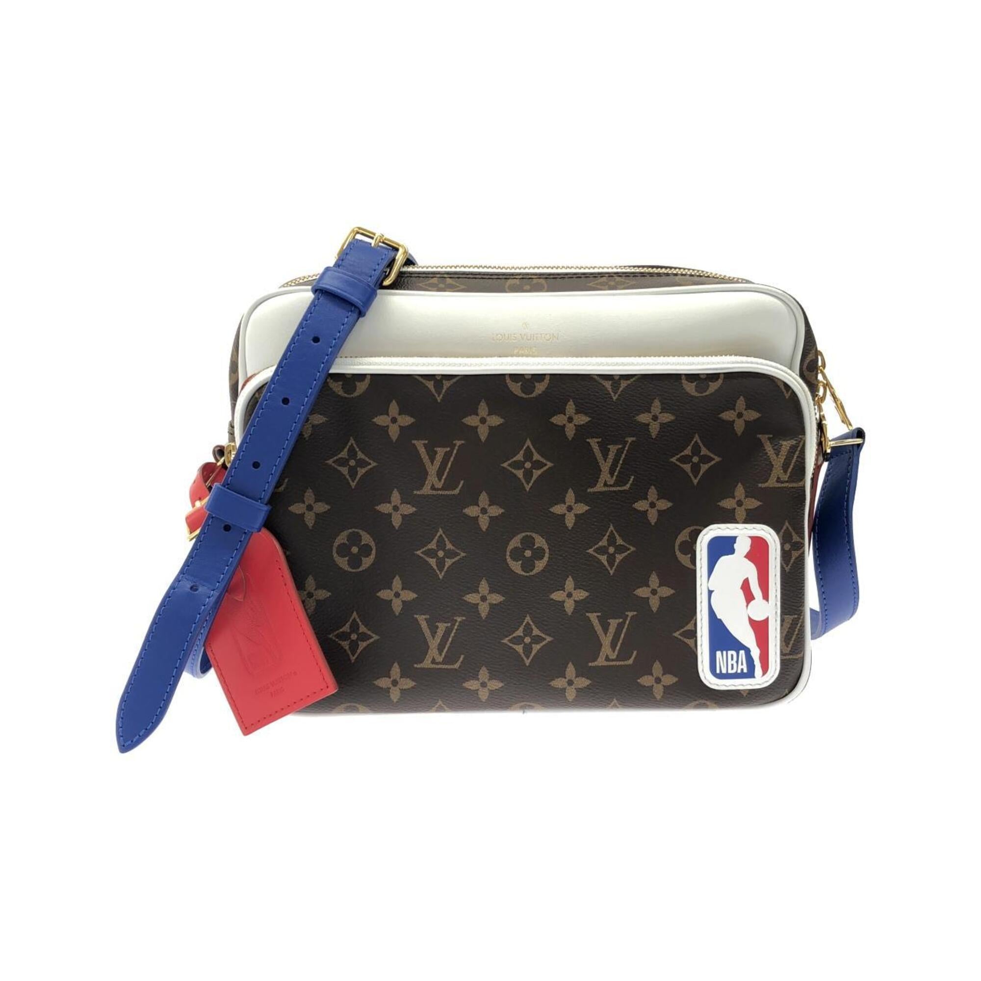 Louis Vuitton Marron Monogram Coated Canvas Shoulder Bag (Pre-Owned)