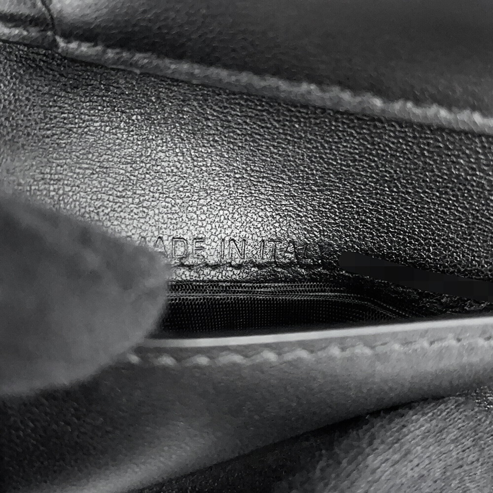 Christian Dior Black Leather Wallet (Tri-Fold) (Pre-Owned)